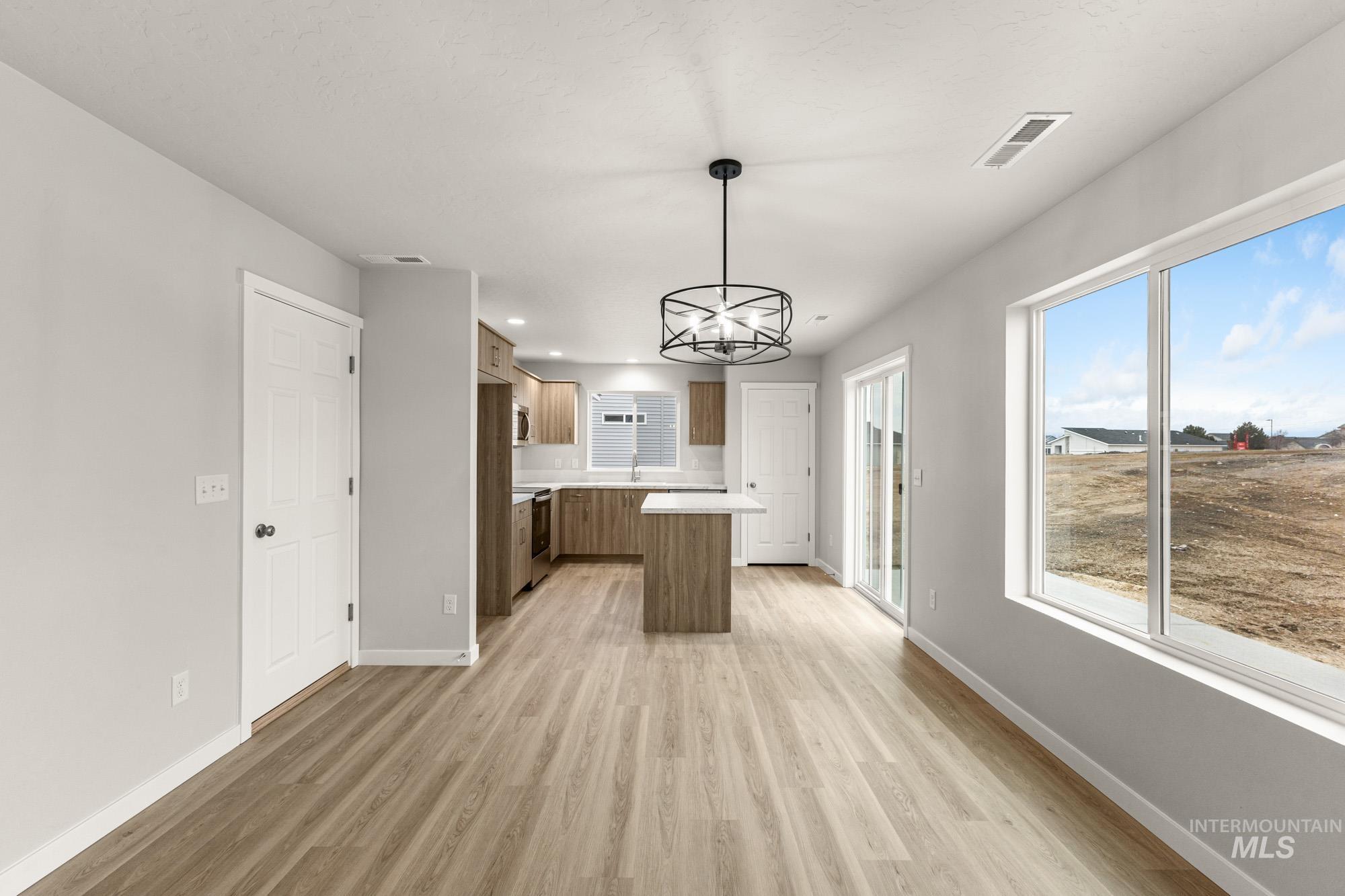 2928 W Animas Creek Dr, Kuna, Idaho 83634, 4 Bedrooms, 2.5 Bathrooms, Residential For Sale, Price $459,990, 98983710