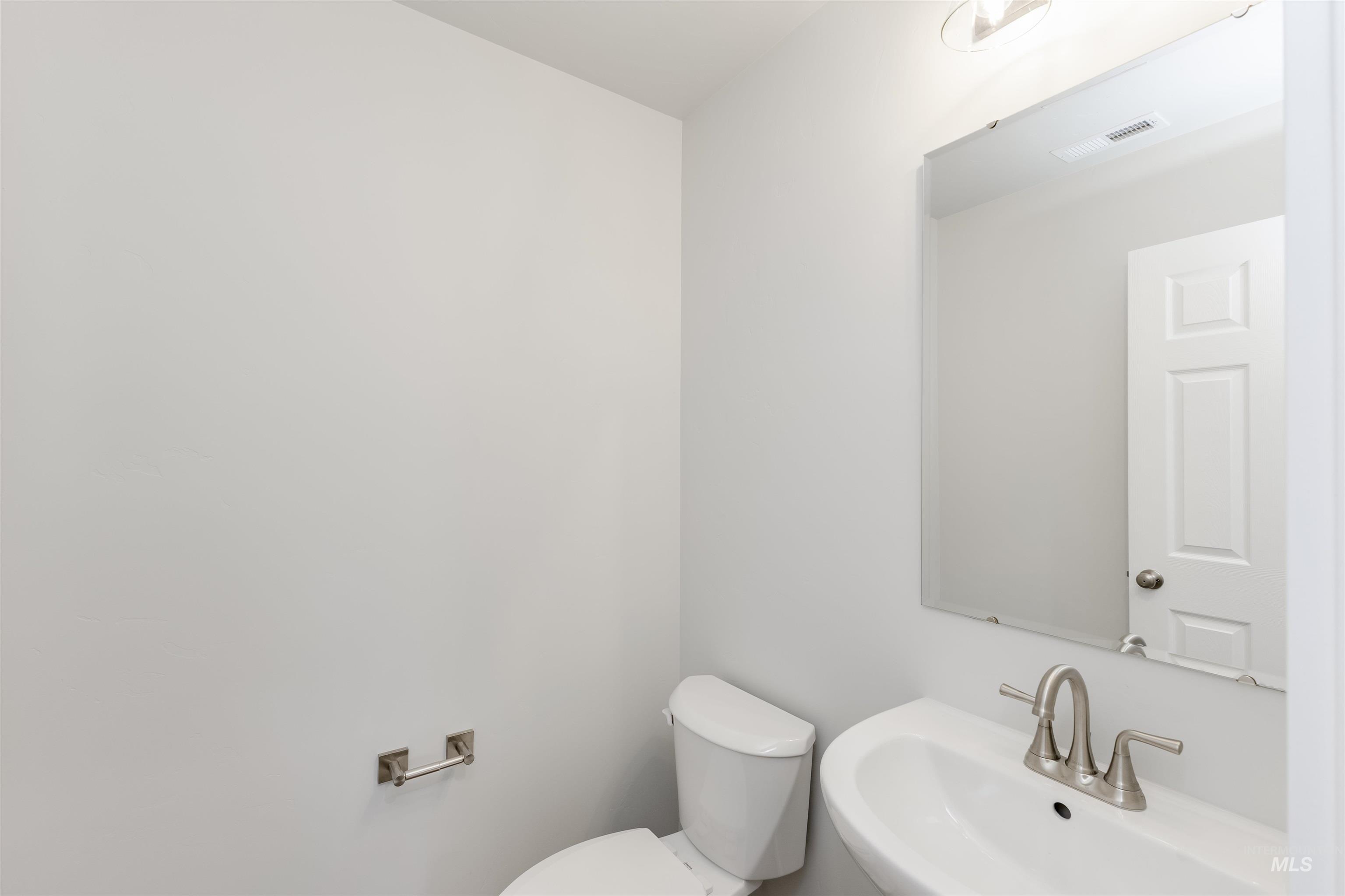 2963 W Taiban Creek Dr, Kuna, Idaho 83634, 3 Bedrooms, 2.5 Bathrooms, Residential For Sale, Price $455,990, 98983711