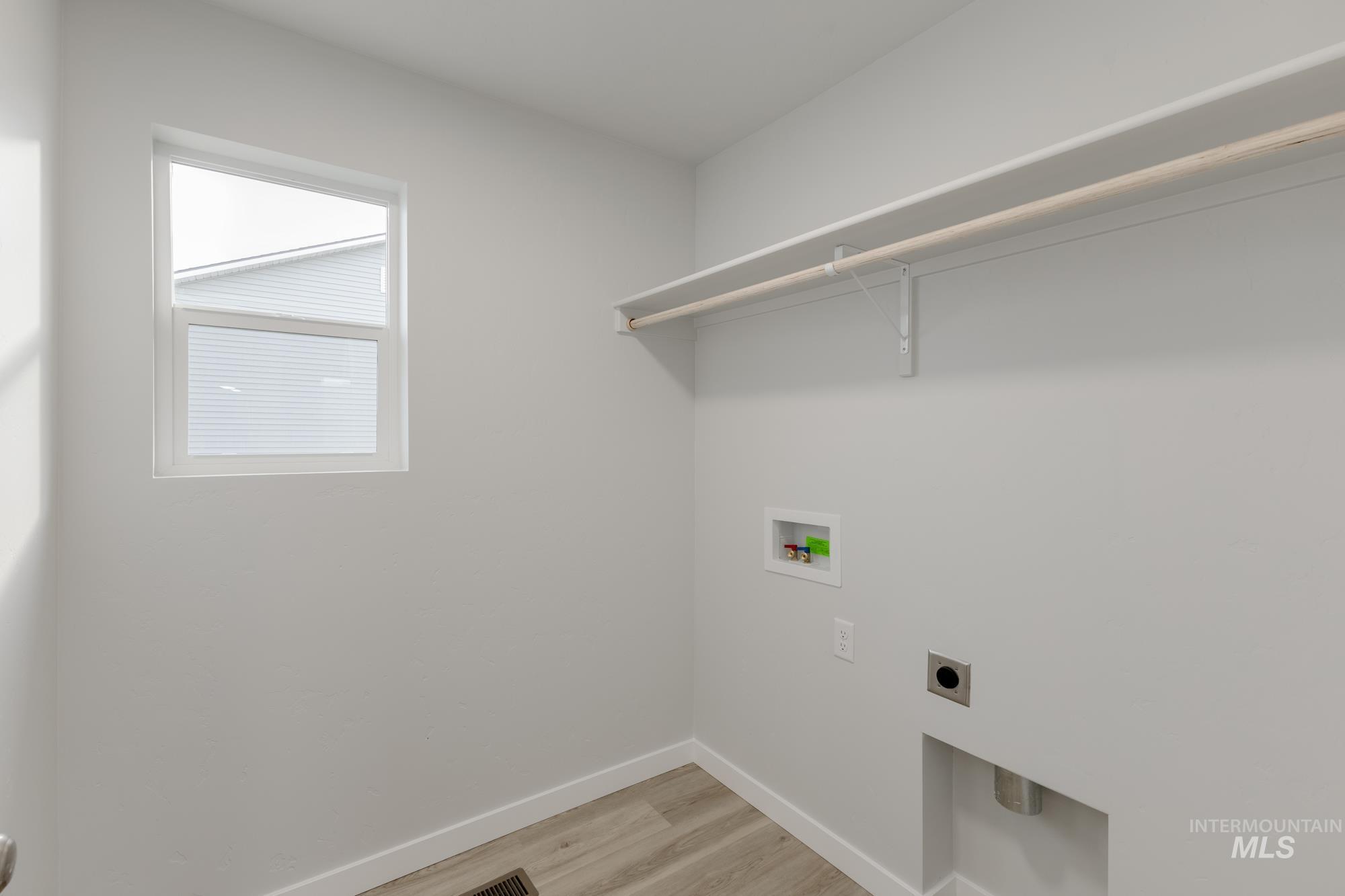 2941 W Taiban Creek Dr, Kuna, Idaho 83634, 4 Bedrooms, 2.5 Bathrooms, Residential For Sale, Price $474,990, 98983712