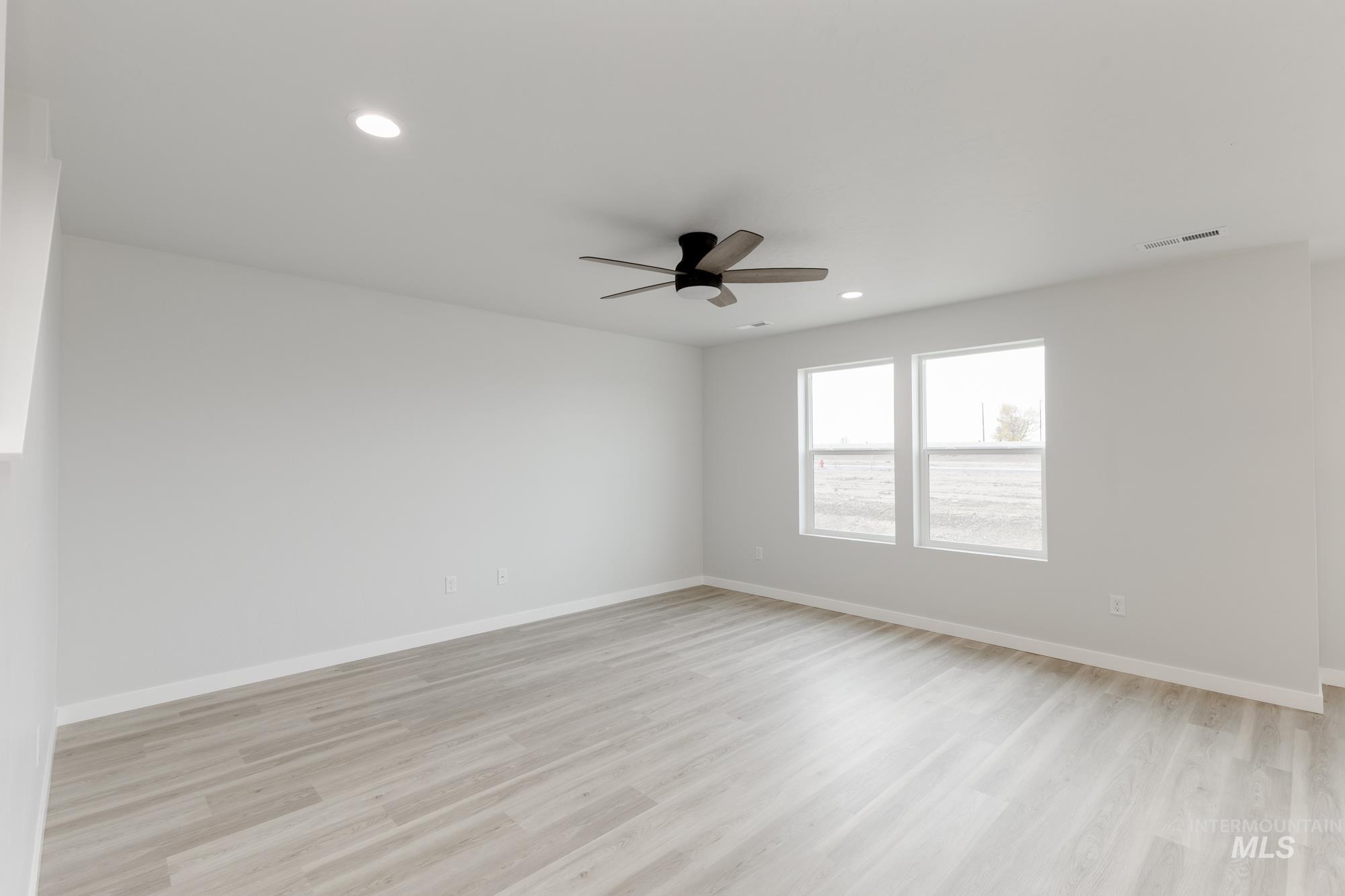 2941 W Taiban Creek Dr, Kuna, Idaho 83634, 4 Bedrooms, 2.5 Bathrooms, Residential For Sale, Price $474,990, 98983712