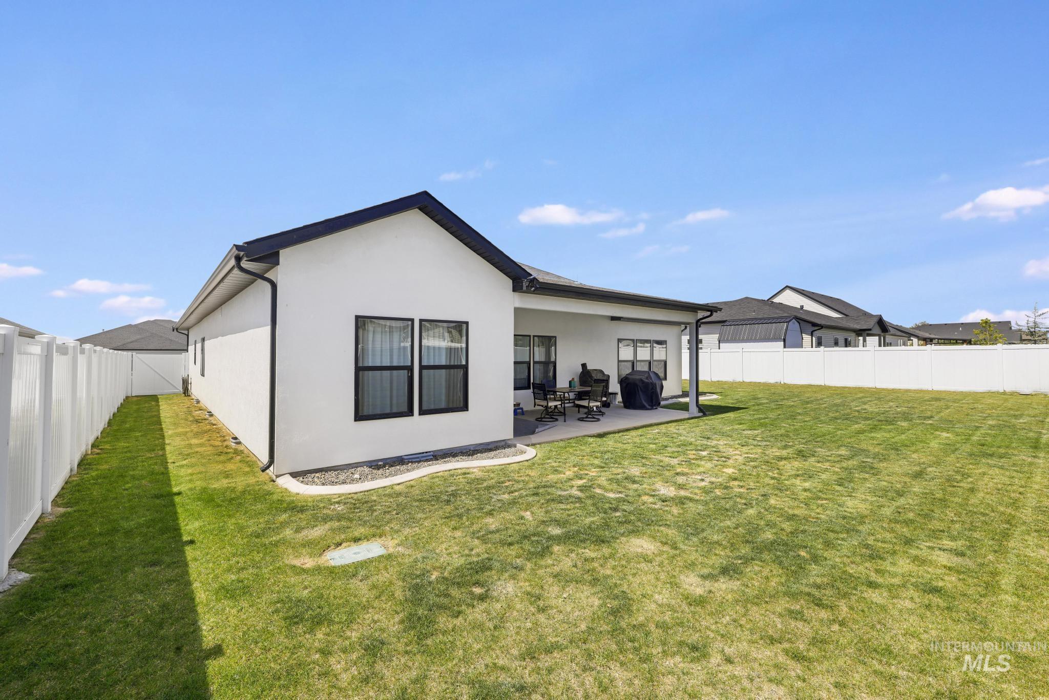 850 Cottonridge Way, Kimberly, Idaho 83341-5193, 3 Bedrooms, 2.5 Bathrooms, Residential For Sale, Price $539,900,MLS 98983717