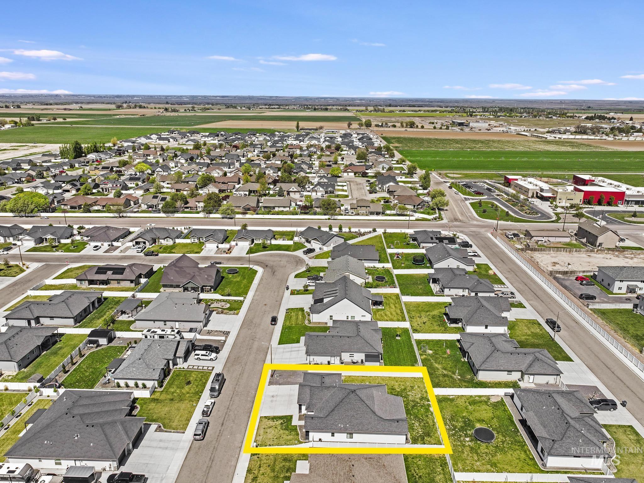 850 Cottonridge Way, Kimberly, Idaho 83341-5193, 3 Bedrooms, 2.5 Bathrooms, Residential For Sale, Price $539,900,MLS 98983717