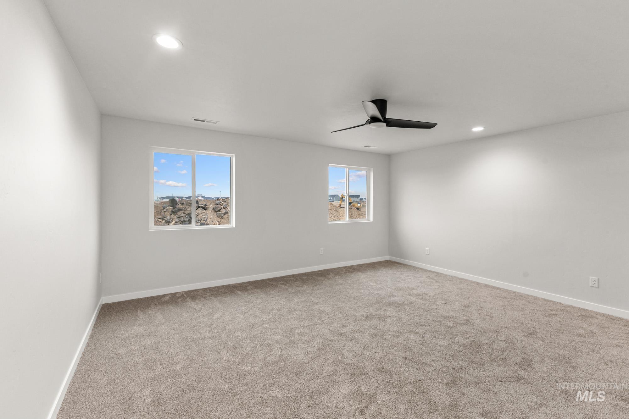 8441 S Tyrion Way, Kuna, Idaho 83634, 5 Bedrooms, 2.5 Bathrooms, Residential For Sale, Price $559,990,MLS 98983718
