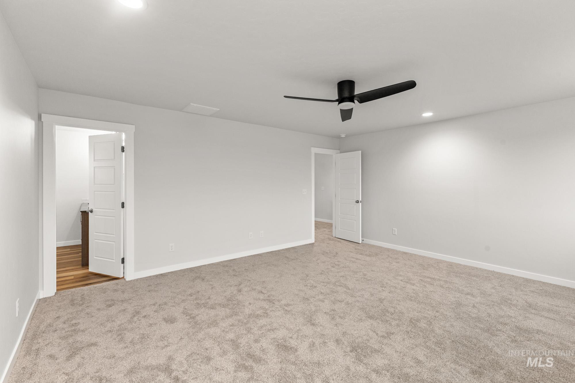 8441 S Tyrion Way, Kuna, Idaho 83634, 5 Bedrooms, 2.5 Bathrooms, Residential For Sale, Price $559,990,MLS 98983718