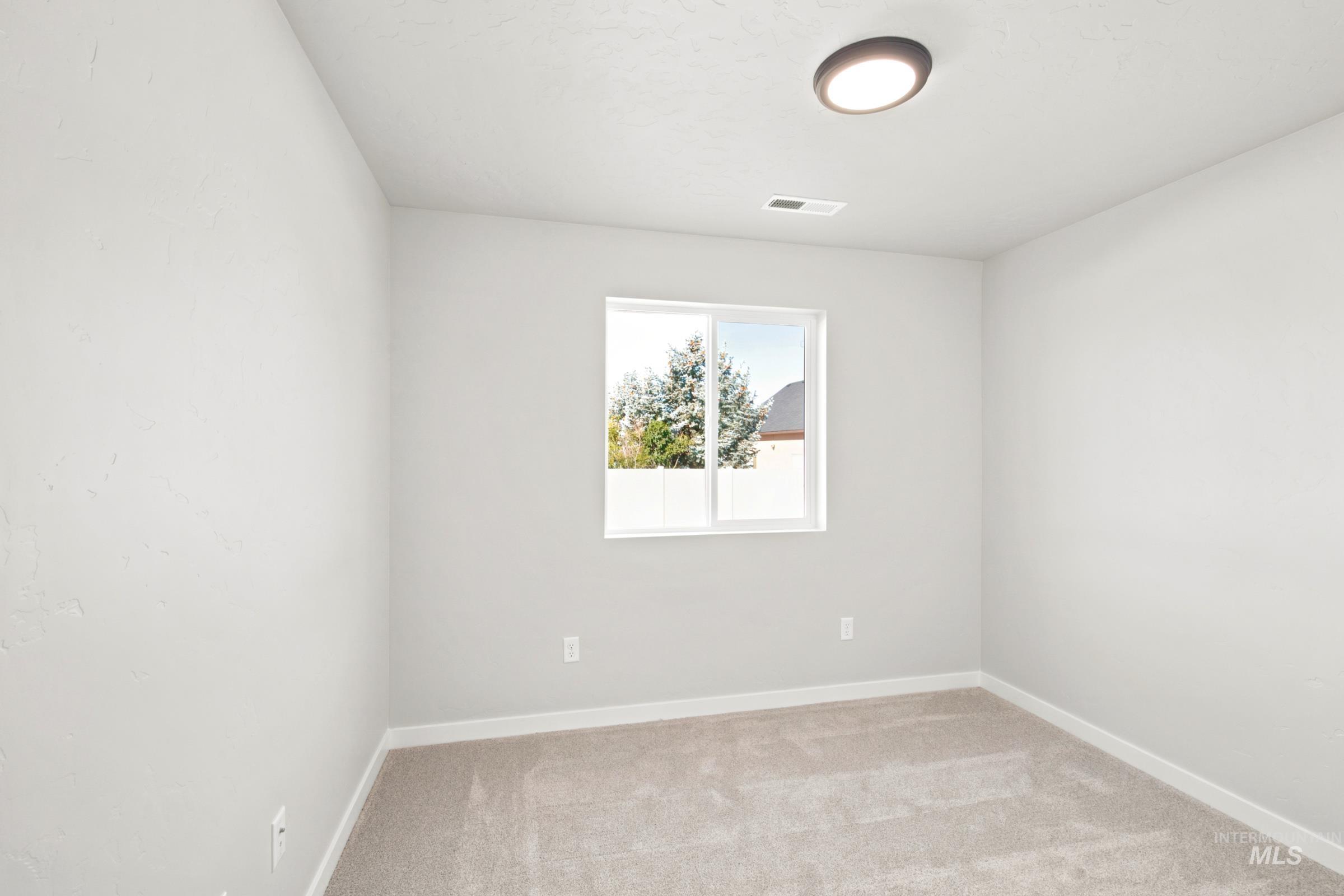 8405 S Tyrion Way, Kuna, Idaho 83634, 5 Bedrooms, 3 Bathrooms, Residential For Sale, Price $534,990, 98983721
