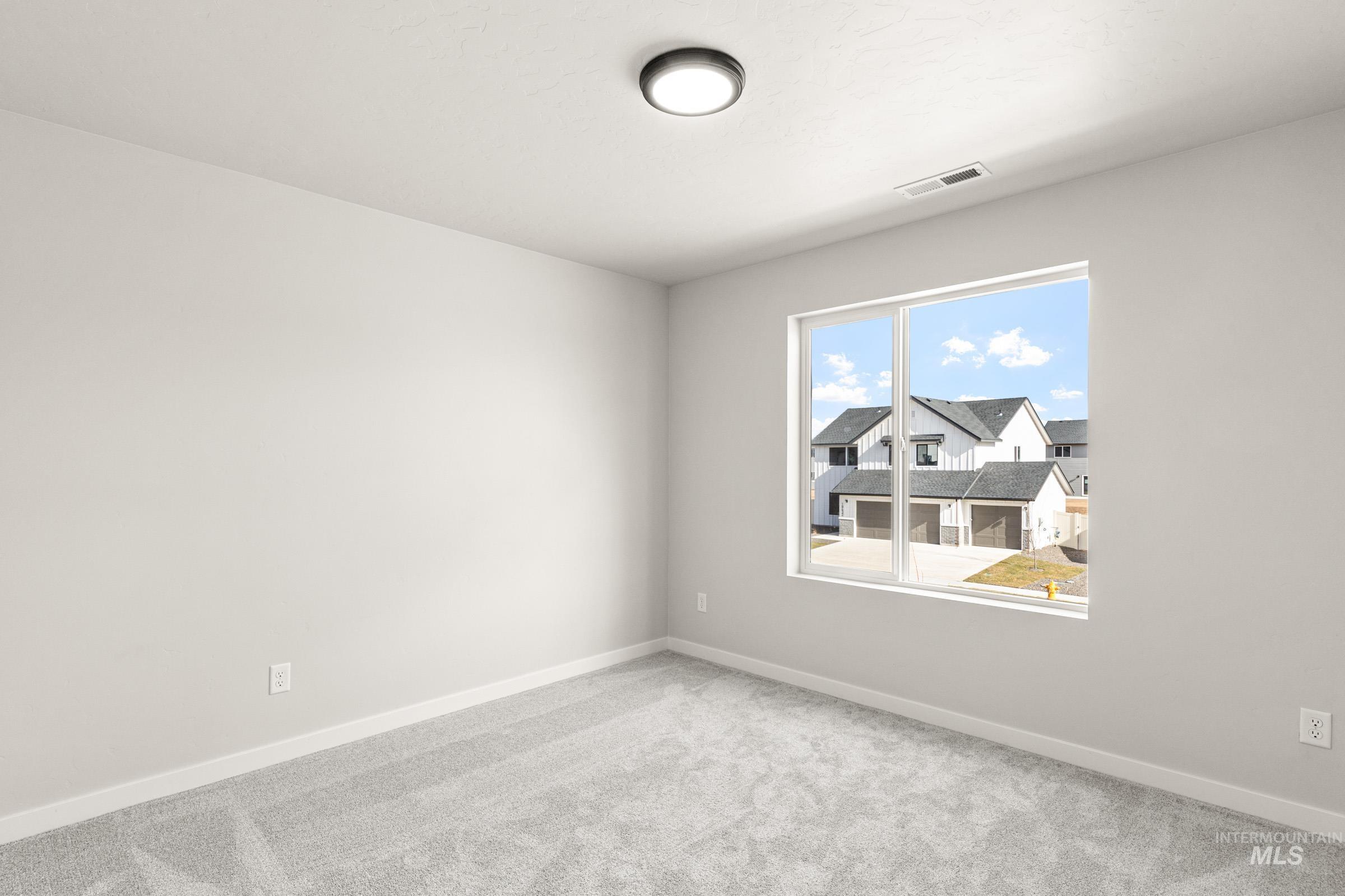 8405 S Tyrion Way, Kuna, Idaho 83634, 5 Bedrooms, 3 Bathrooms, Residential For Sale, Price $539,990,MLS 98983721