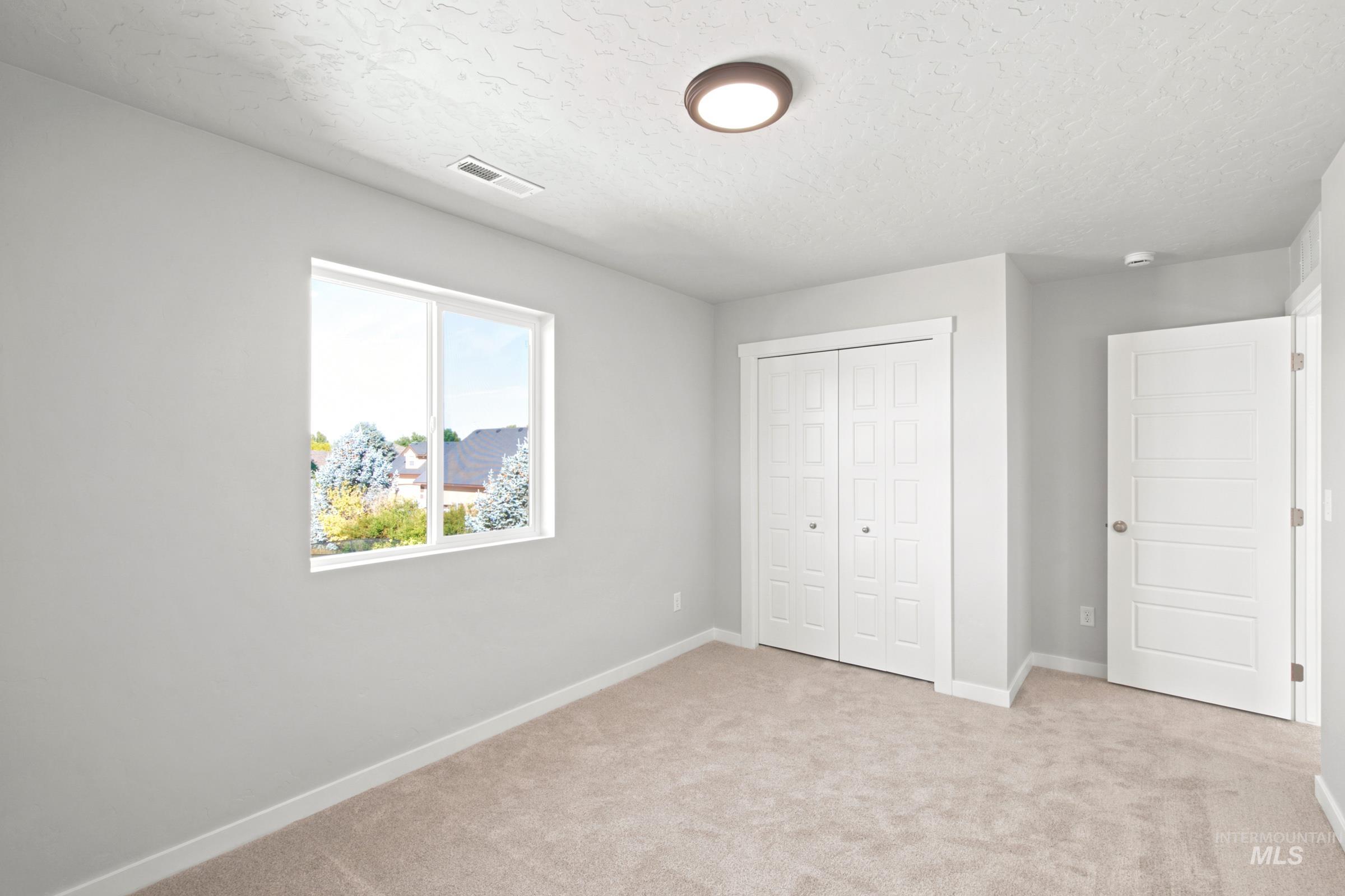 8405 S Tyrion Way, Kuna, Idaho 83634, 5 Bedrooms, 3 Bathrooms, Residential For Sale, Price $534,990, 98983721