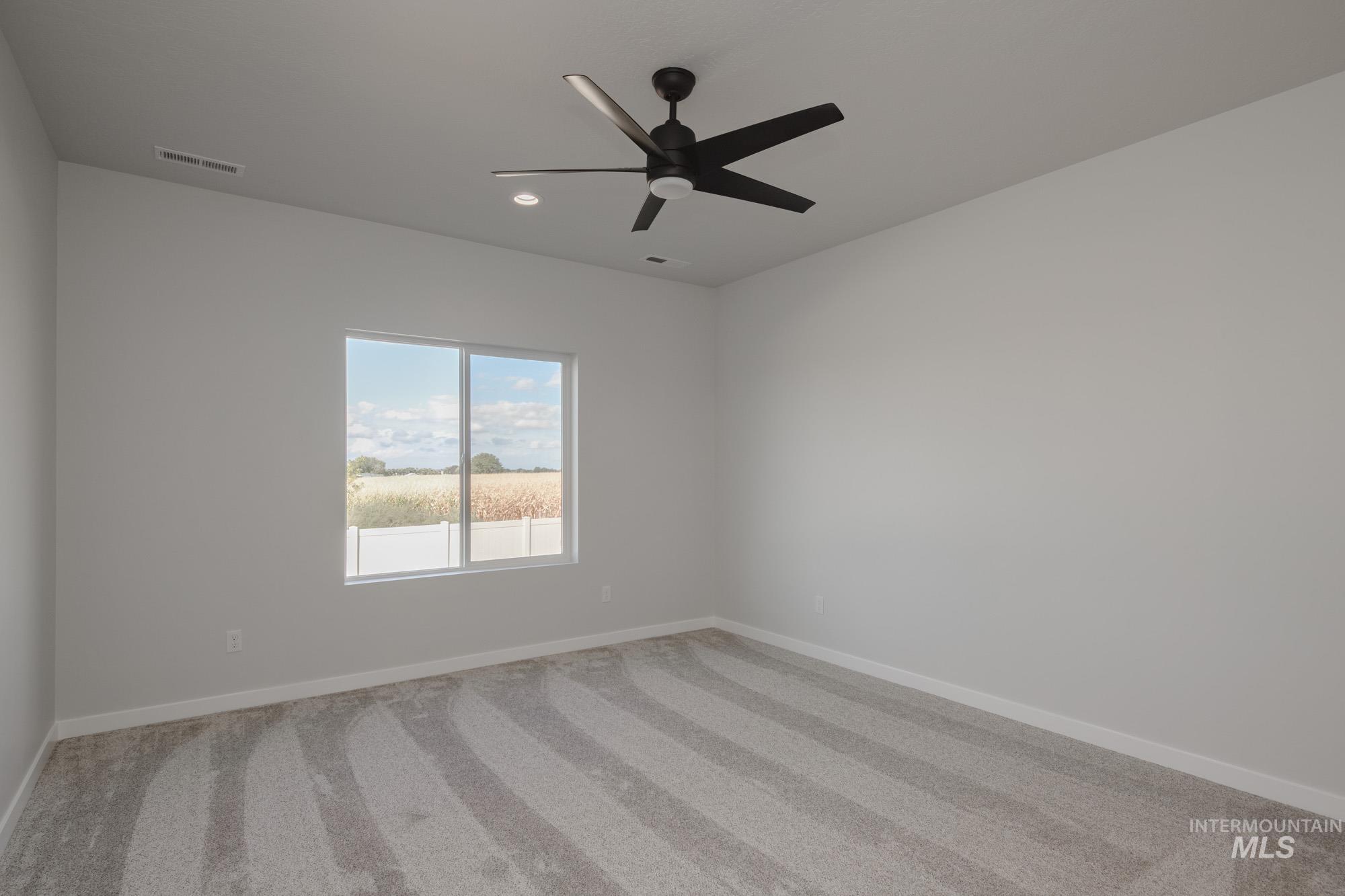 2422 W Baelish Ct, Kuna, Idaho 83634, 3 Bedrooms, 2 Bathrooms, Residential For Sale, Price $489,990,MLS 98983723