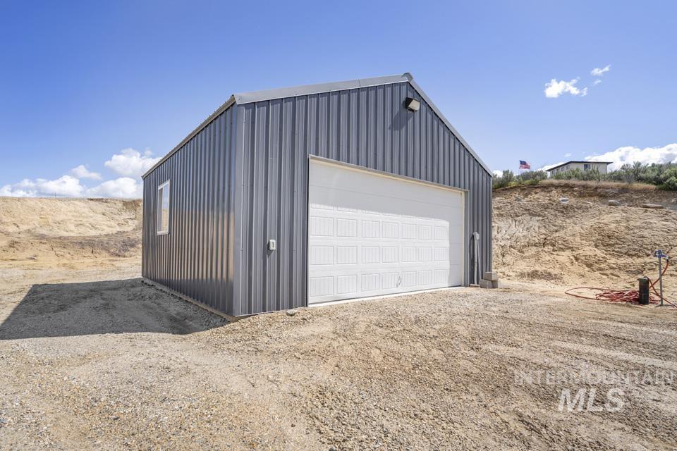 3801 Vista Ridge, New Plymouth, Idaho 83655, 3 Bedrooms, 2 Bathrooms, Residential For Sale, Price $629,000,MLS 98983725