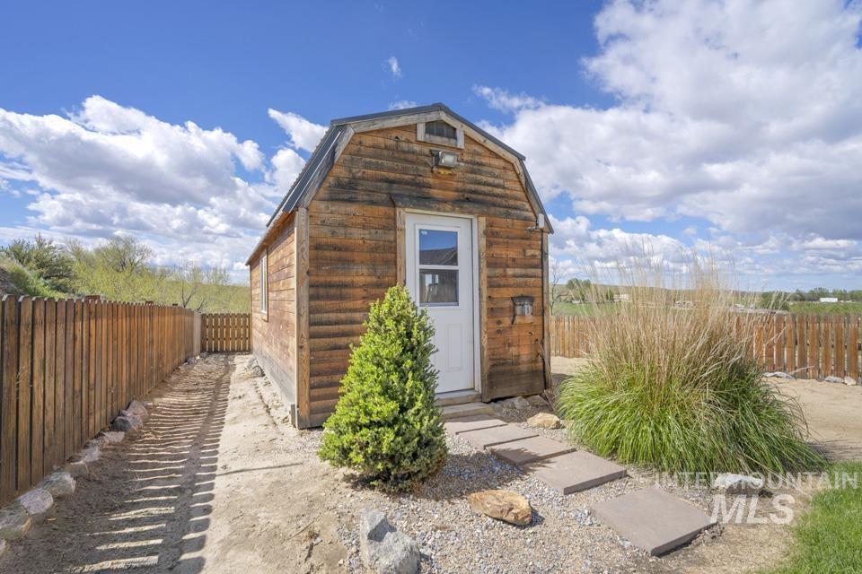 3801 Vista Ridge, New Plymouth, Idaho 83655, 3 Bedrooms, 2 Bathrooms, Residential For Sale, Price $629,000,MLS 98983725