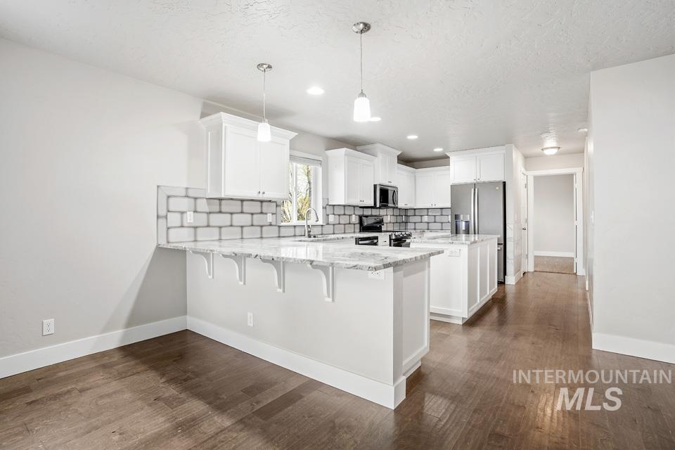 3801 Vista Ridge, New Plymouth, Idaho 83655, 3 Bedrooms, 2 Bathrooms, Residential For Sale, Price $629,000,MLS 98983725