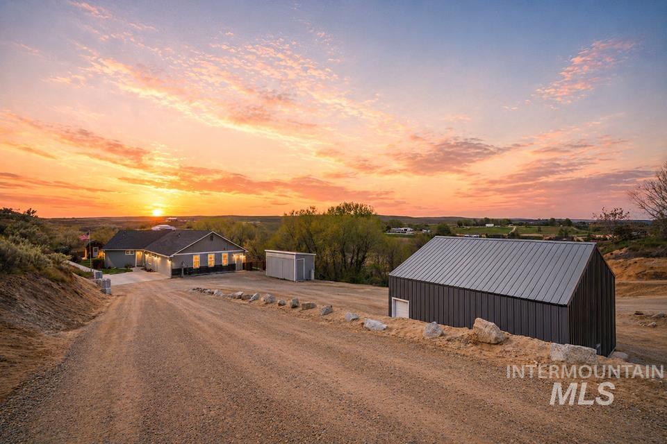 3801 Vista Ridge, New Plymouth, Idaho 83655, 3 Bedrooms, 2 Bathrooms, Residential For Sale, Price $629,000,MLS 98983725