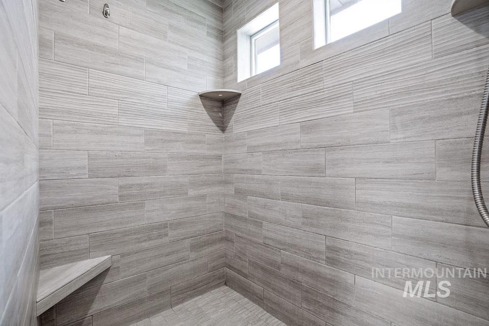 3801 Vista Ridge, New Plymouth, Idaho 83655, 3 Bedrooms, 2 Bathrooms, Residential For Sale, Price $629,000,MLS 98983725