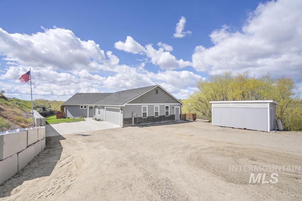 3801 Vista Ridge, New Plymouth, Idaho 83655, 3 Bedrooms, 2 Bathrooms, Residential For Sale, Price $629,000,MLS 98983725