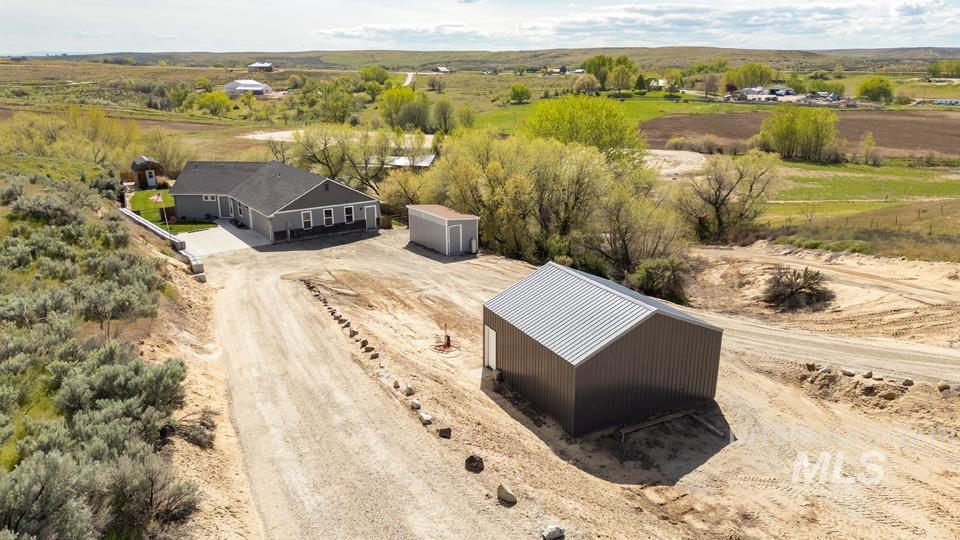 3801 Vista Ridge, New Plymouth, Idaho 83655, 3 Bedrooms, 2 Bathrooms, Residential For Sale, Price $629,000,MLS 98983725