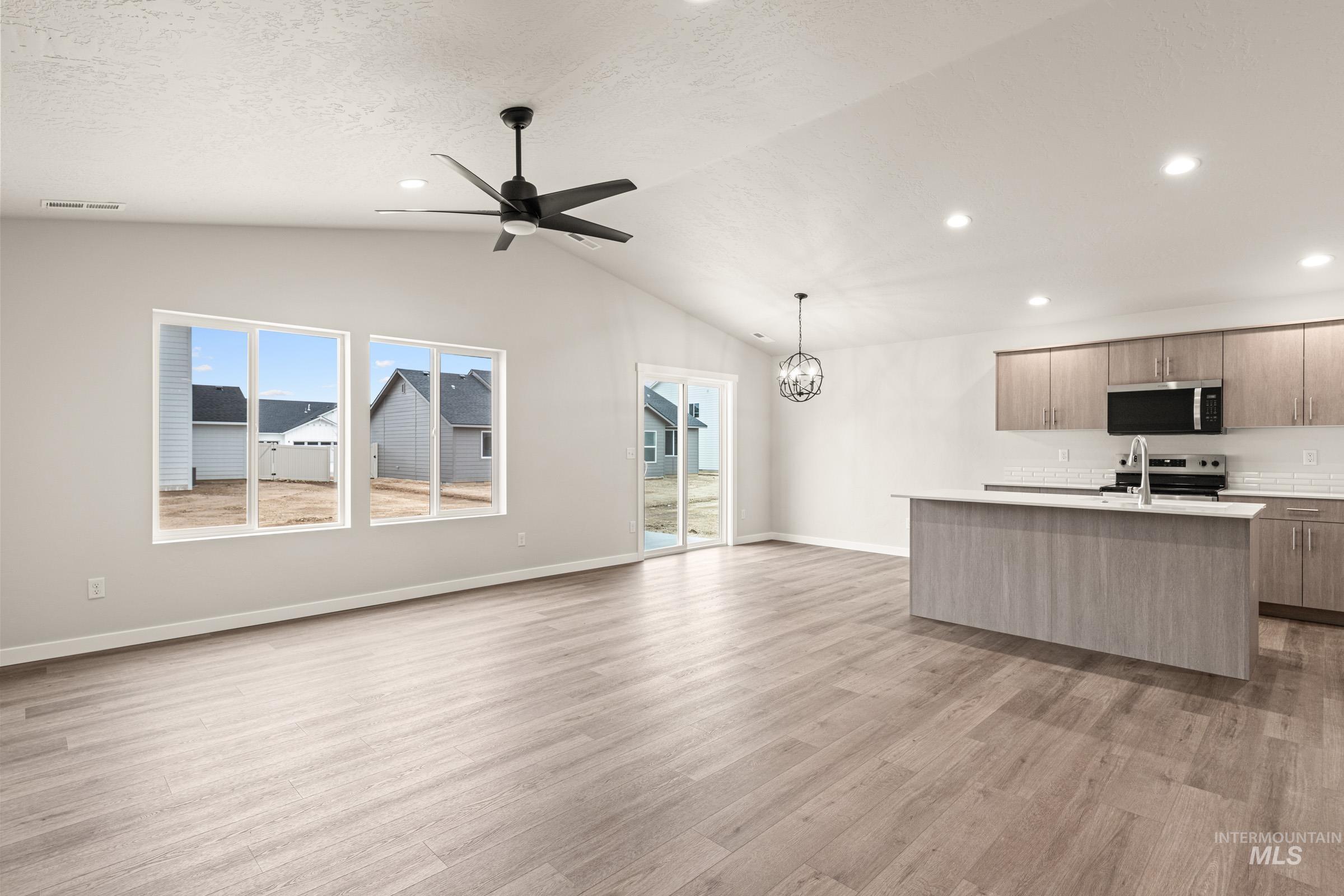 2440 W Baelish Ct, Kuna, Idaho 83634, 3 Bedrooms, 2 Bathrooms, Residential For Sale, Price $459,990,MLS 98983726