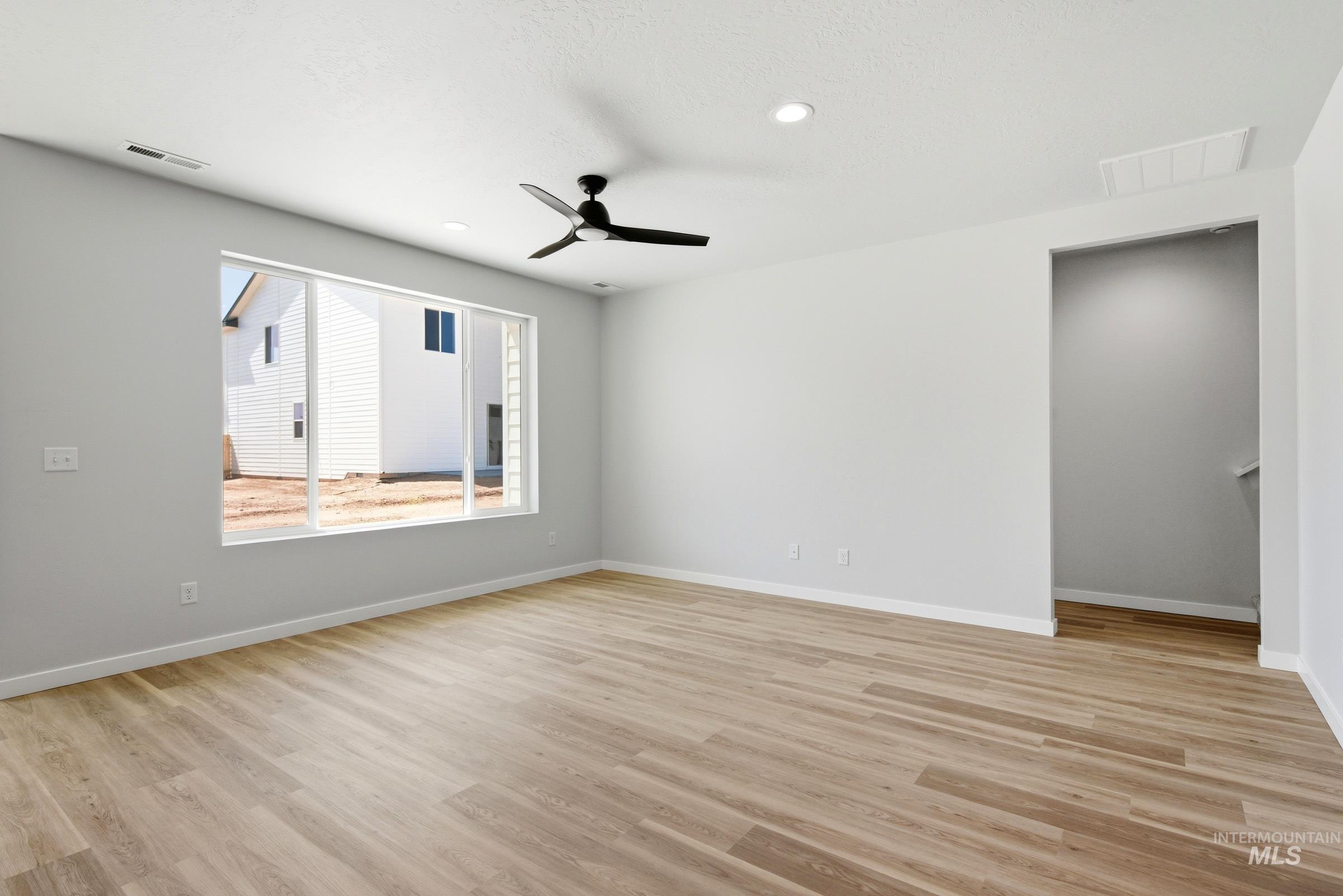 13665 Inman Ct, Caldwell, Idaho 83607, 3 Bedrooms, 2 Bathrooms, Residential For Sale, Price $449,990,MLS 98983730