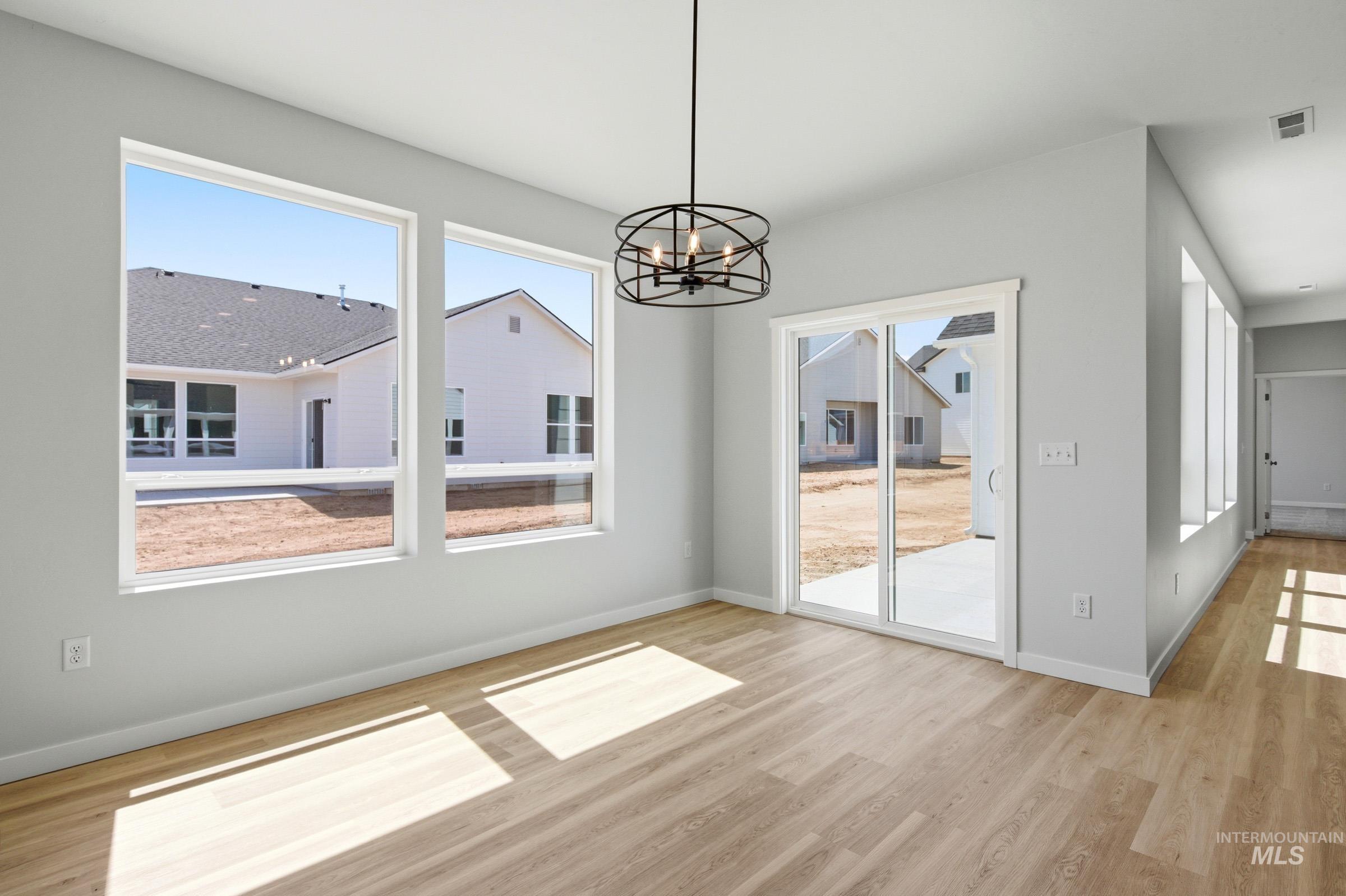 13649 Inman Ct, Caldwell, Idaho 83607, 4 Bedrooms, 2.5 Bathrooms, Residential For Sale, Price $534,990,MLS 98983731