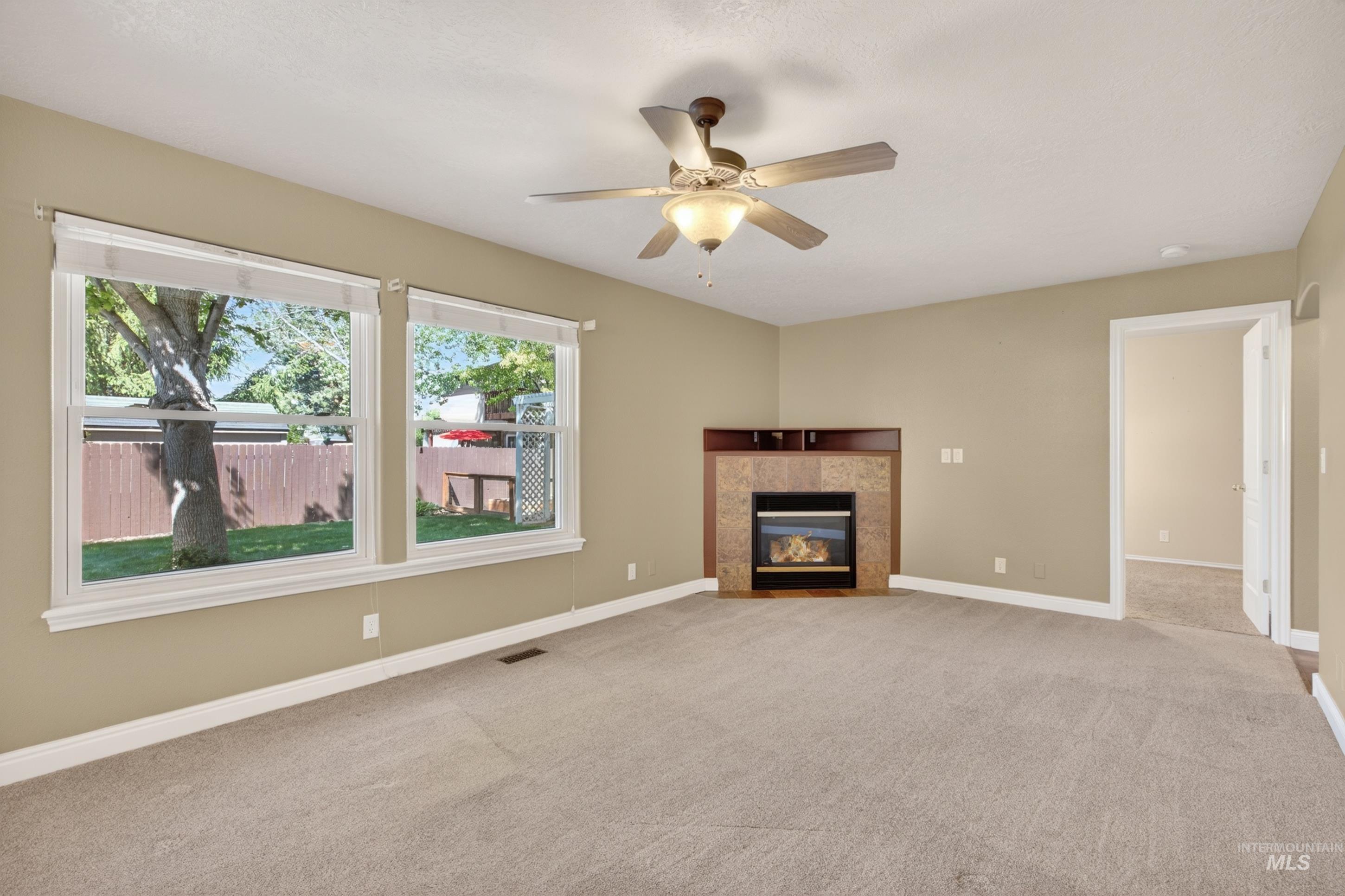3013 N High Desert, Meridian, Idaho 83646, 4 Bedrooms, 2.5 Bathrooms, Residential For Sale, Price $499,999,MLS 98983732