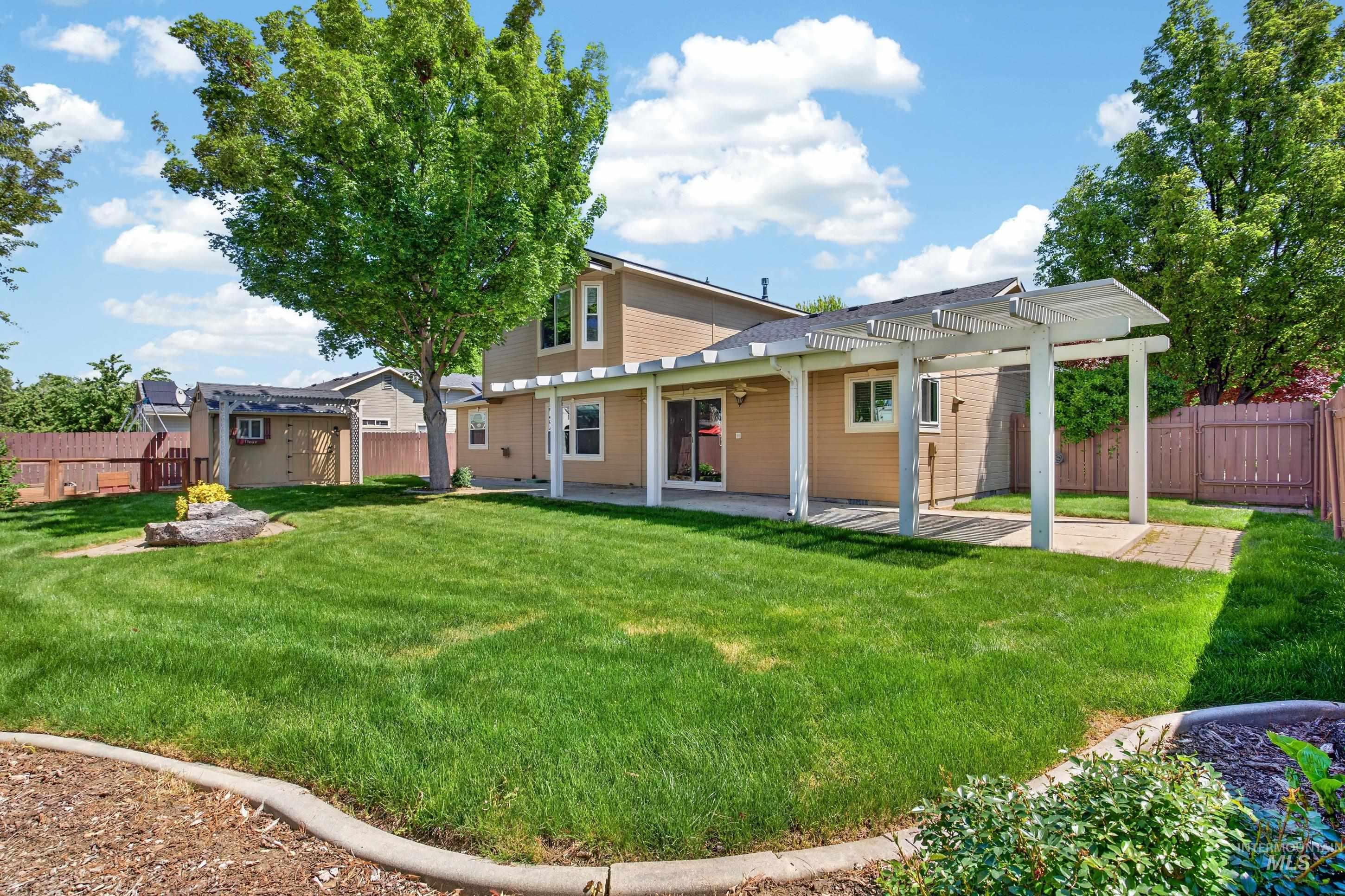 3013 N High Desert, Meridian, Idaho 83646, 4 Bedrooms, 2.5 Bathrooms, Residential For Sale, Price $499,999,MLS 98983732