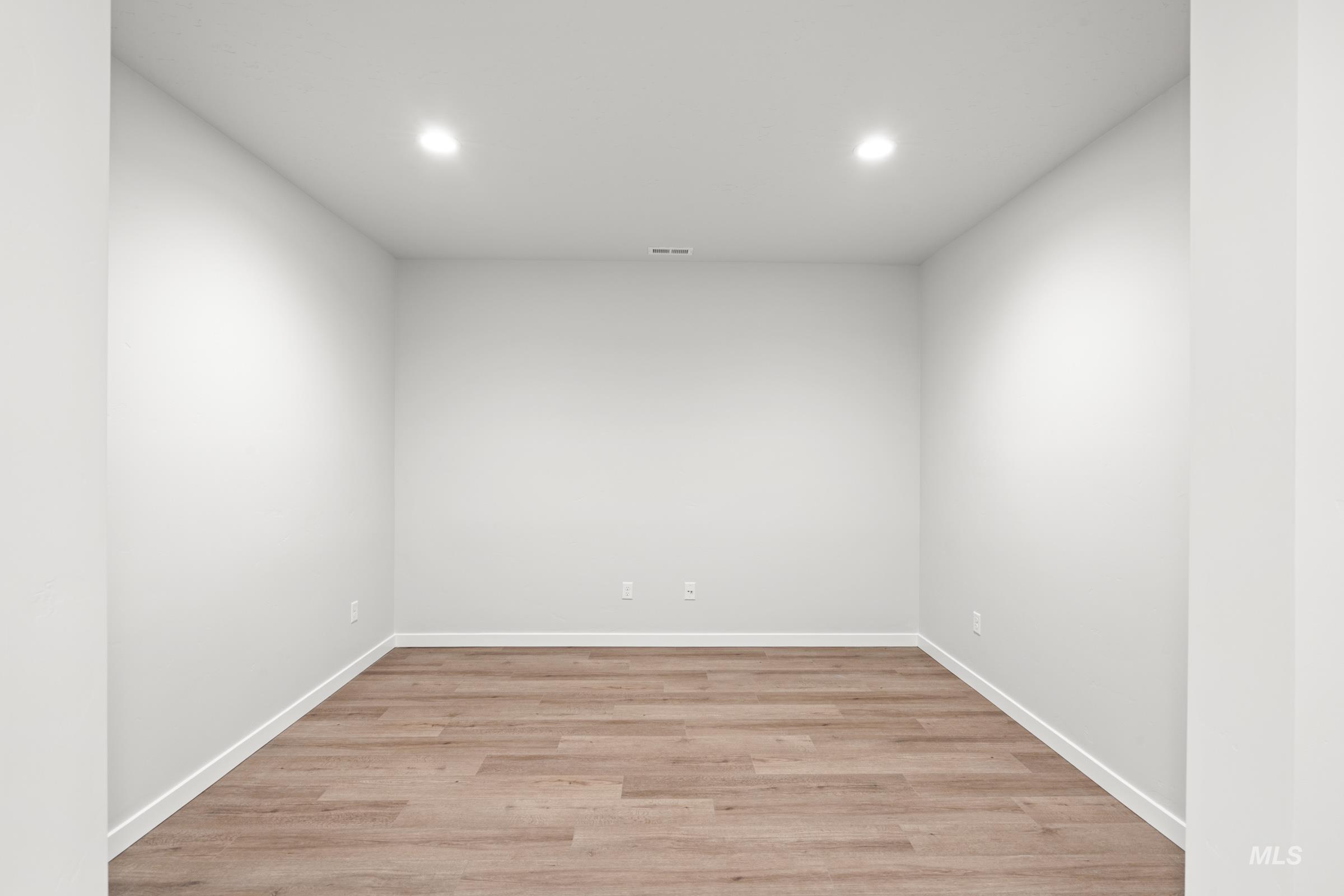 5329 S Danforth Ave, Nampa, Idaho 83686, 4 Bedrooms, 3.5 Bathrooms, Residential For Sale, Price $589,990, 98983734