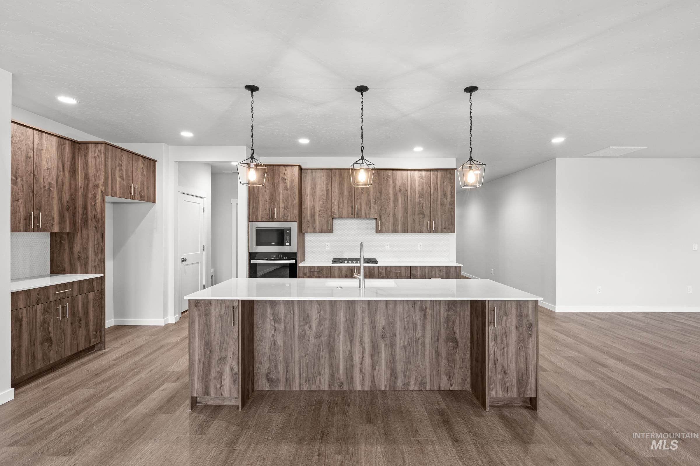 5329 S Danforth Ave, Nampa, Idaho 83686, 4 Bedrooms, 3.5 Bathrooms, Residential For Sale, Price $589,990, 98983734