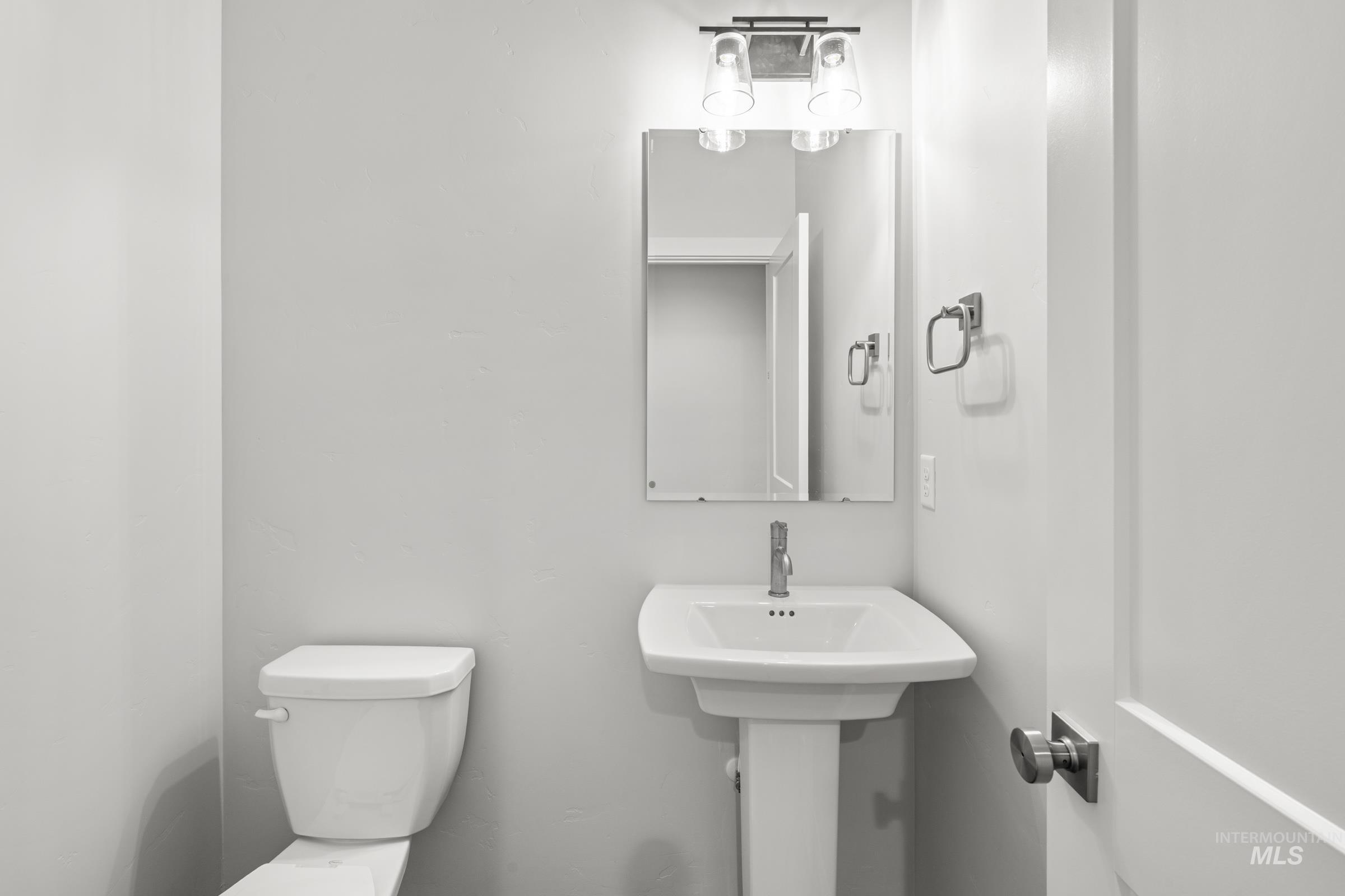 5329 S Danforth Ave, Nampa, Idaho 83686, 4 Bedrooms, 3.5 Bathrooms, Residential For Sale, Price $589,990, 98983734