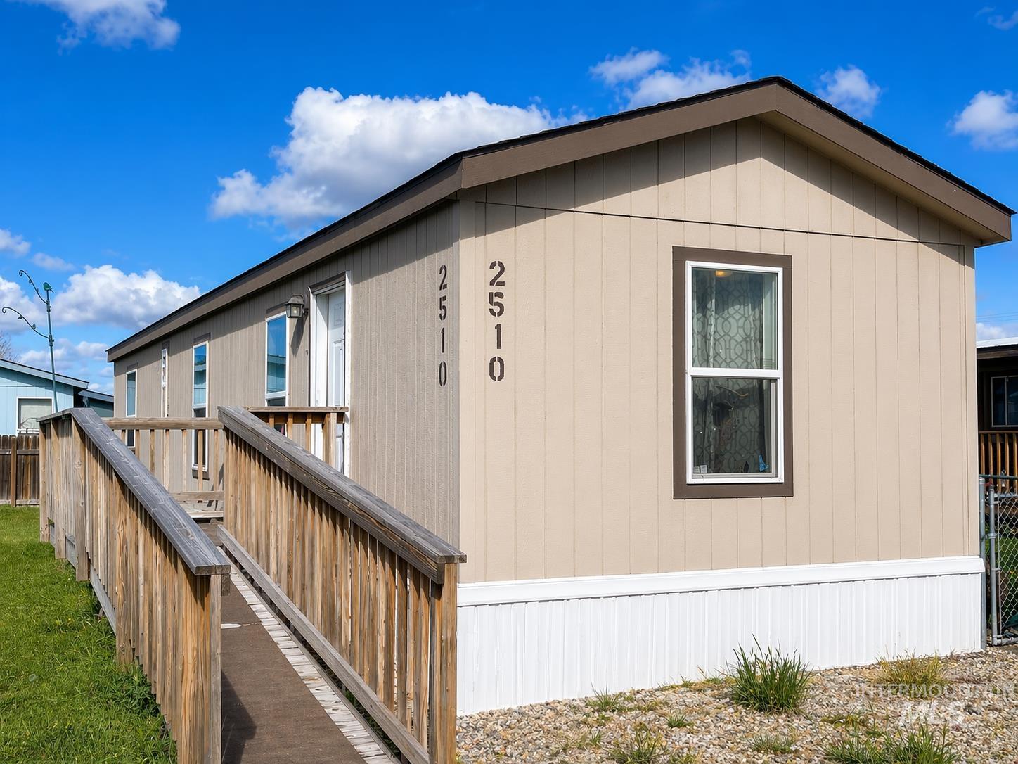 2510 Powderhorn Pl, Caldwell, Idaho 83605, 2 Bedrooms, 1 Bathroom, Residential For Sale, Price $95,000, 98983735