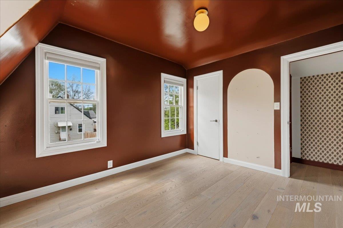 1424 Arlington Ave, Caldwell, Idaho 83605-4613, 3 Bedrooms, 2 Bathrooms, Residential For Sale, Price $465,000,MLS 98983736