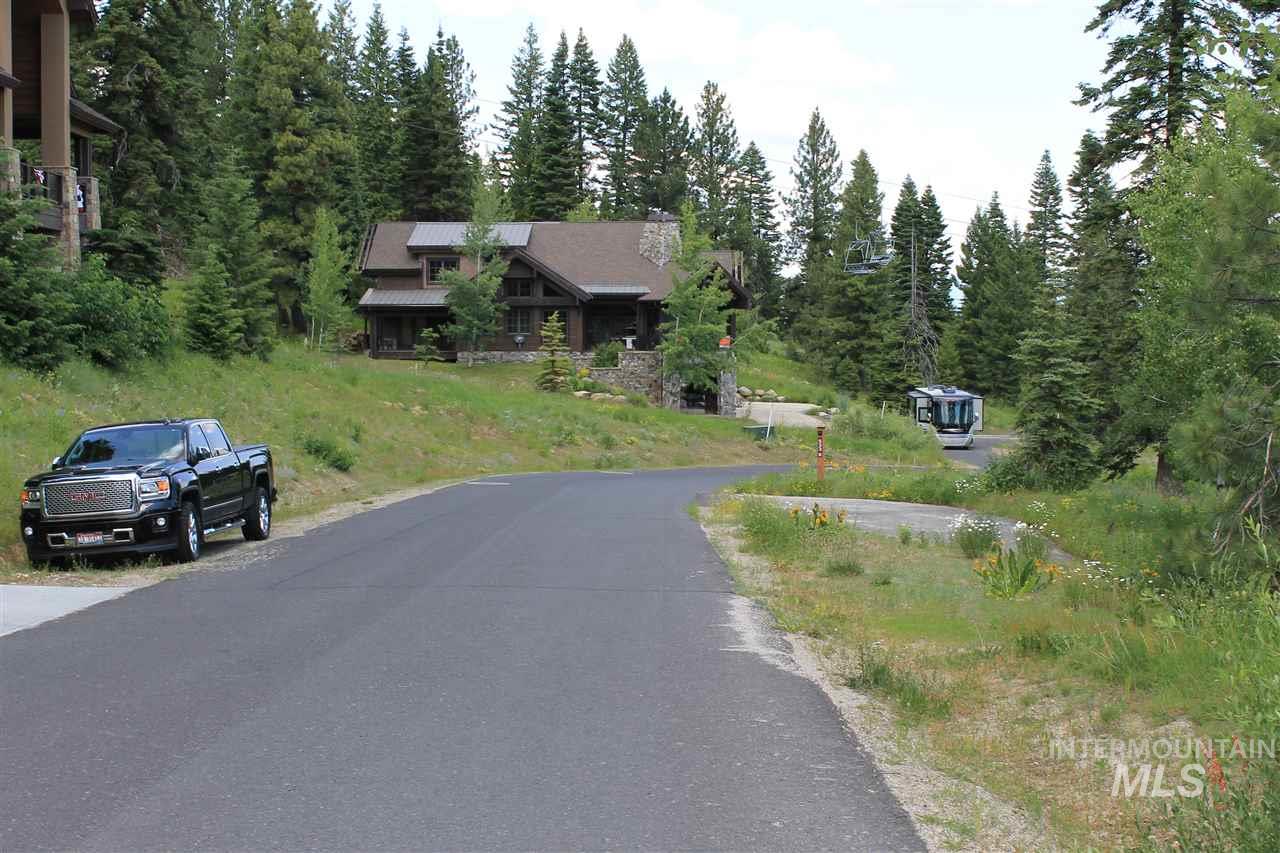541 Whitewater Dr, Donnelly, Idaho 83615, Land For Sale, Price $535,000, 98983738