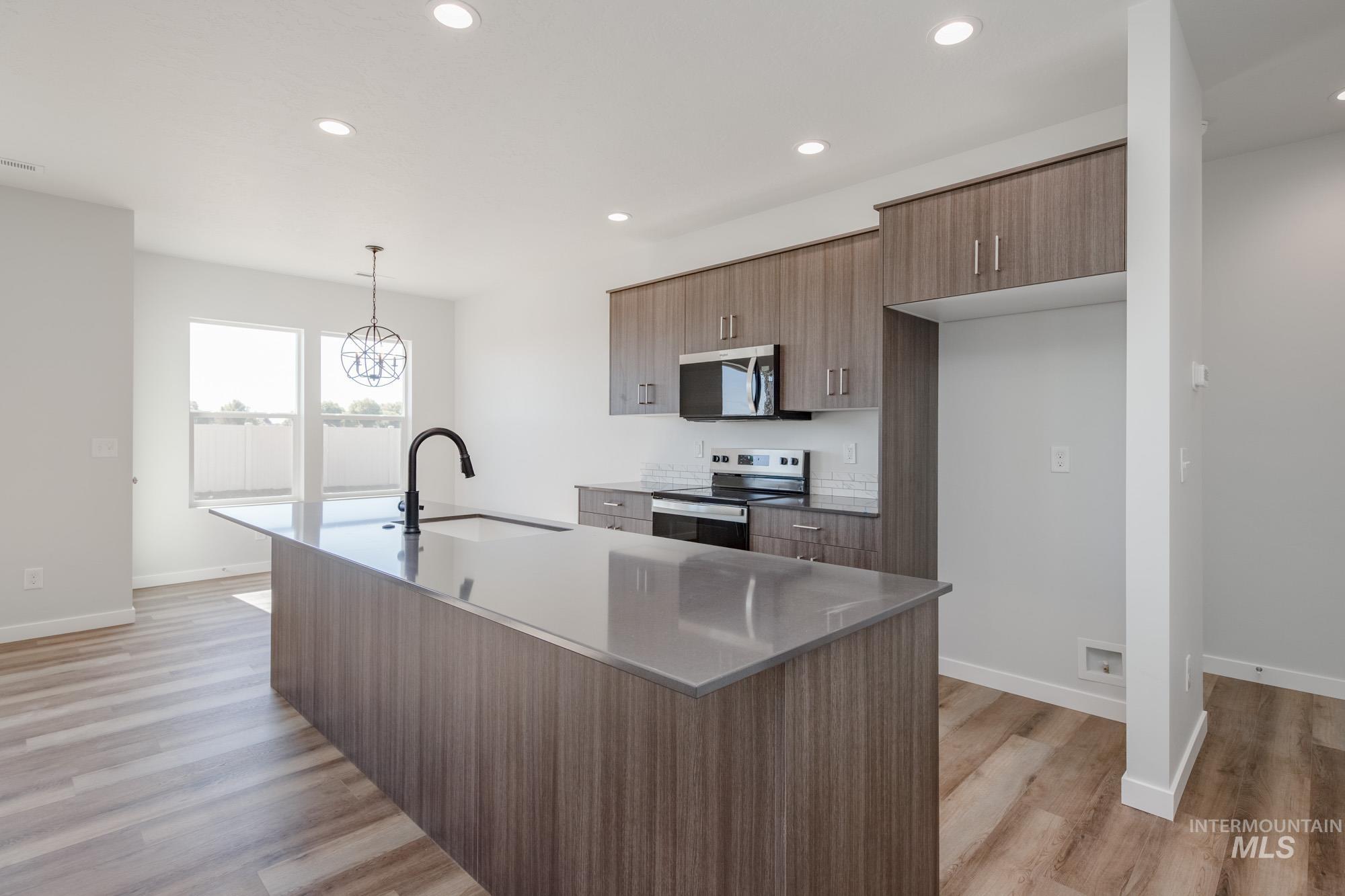 12878 Ropers St, Nampa, Idaho 83651, 4 Bedrooms, 2 Bathrooms, Residential For Sale, Price $419,990,MLS 98983741