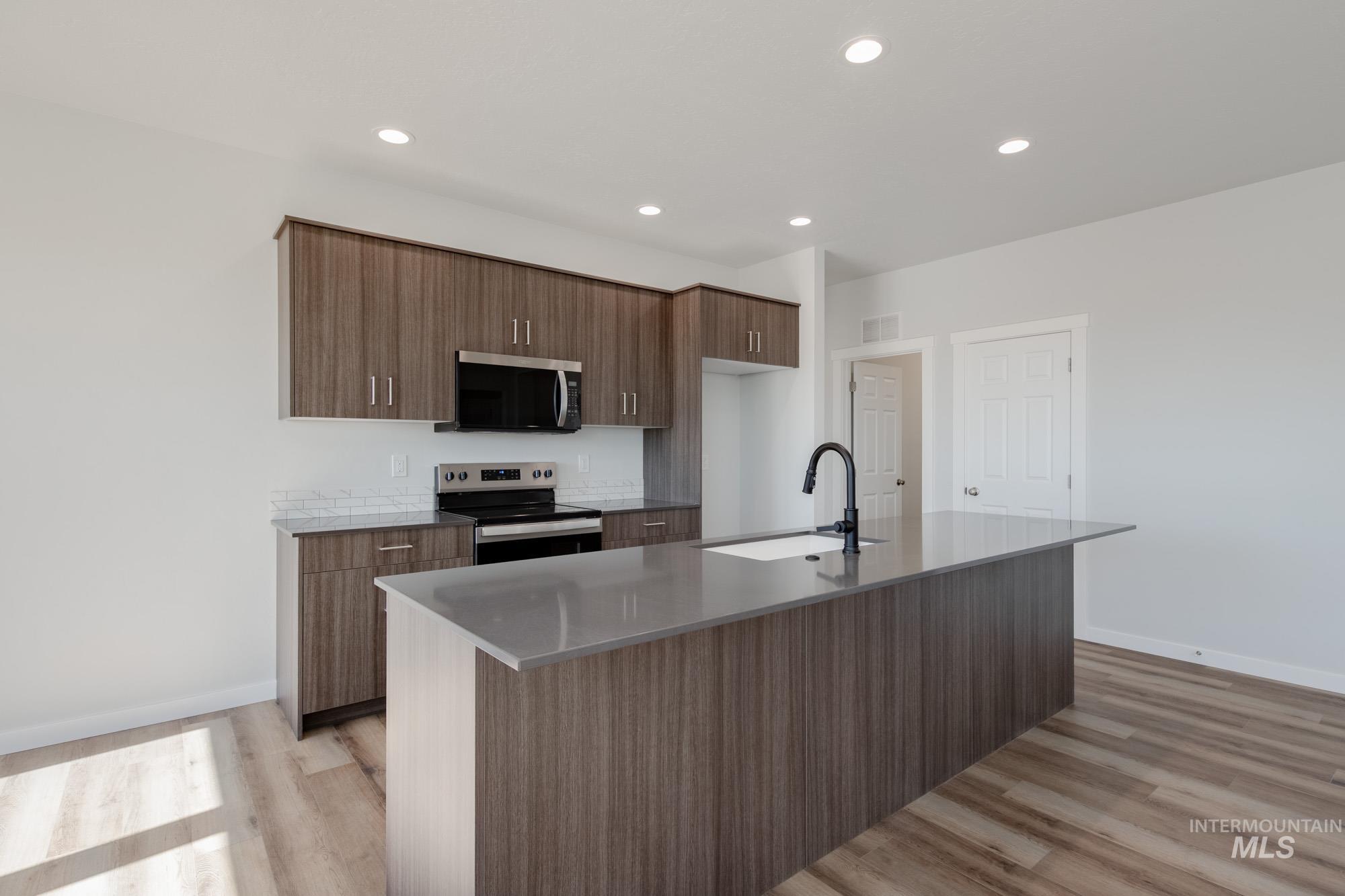 12878 Ropers St, Nampa, Idaho 83651, 4 Bedrooms, 2 Bathrooms, Residential For Sale, Price $419,990,MLS 98983741