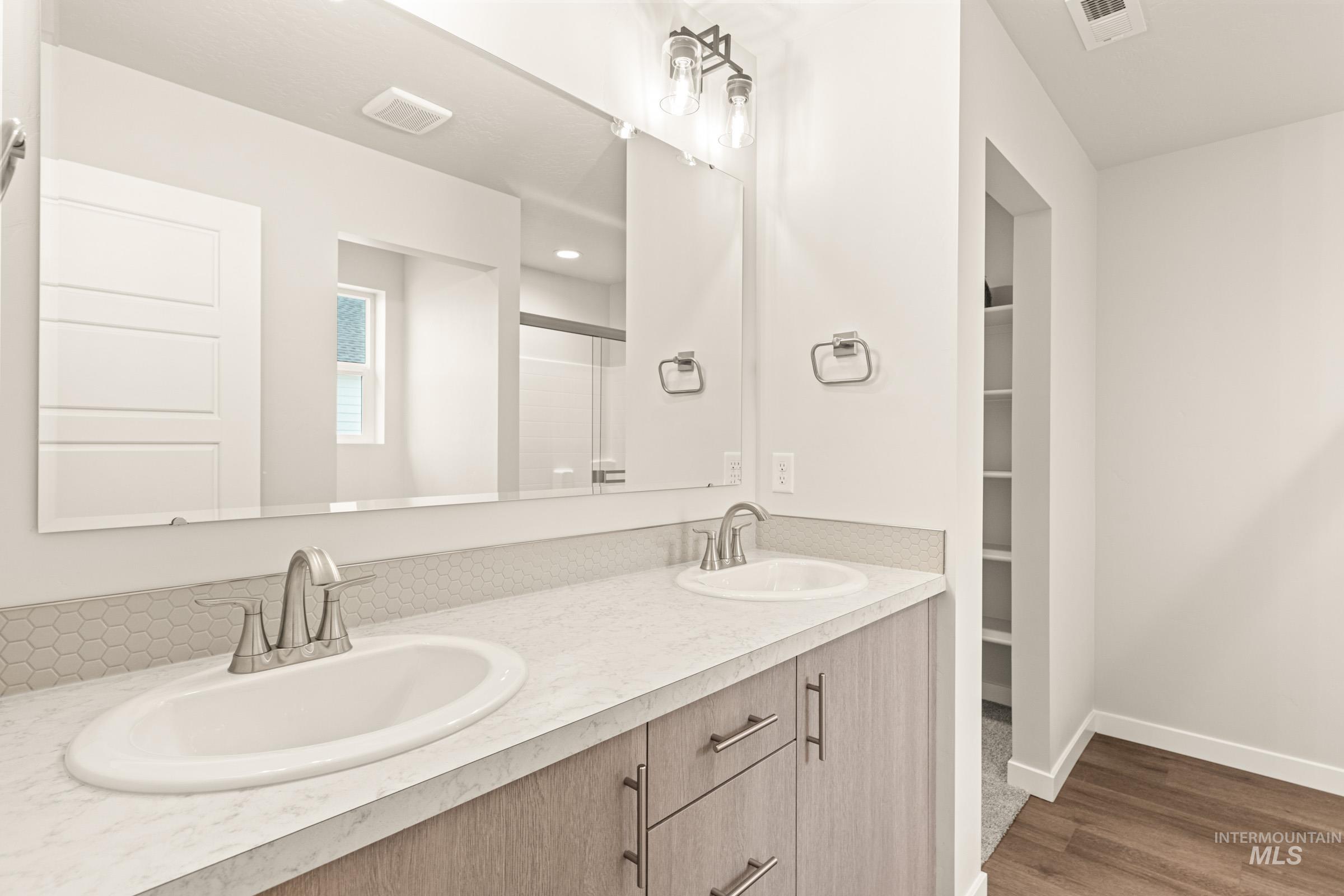 15288 Fuchsia Ave, Nampa, Idaho 83651, 3 Bedrooms, 2 Bathrooms, Residential For Sale, Price $429,990, 98983742