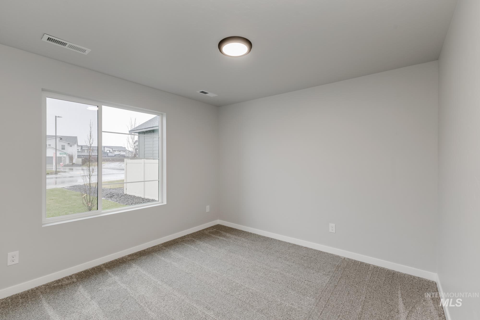6686 W Plateau Creek Dr, Meridian, Idaho 83646, 4 Bedrooms, 2 Bathrooms, Residential For Sale, Price $489,990,MLS 98983747