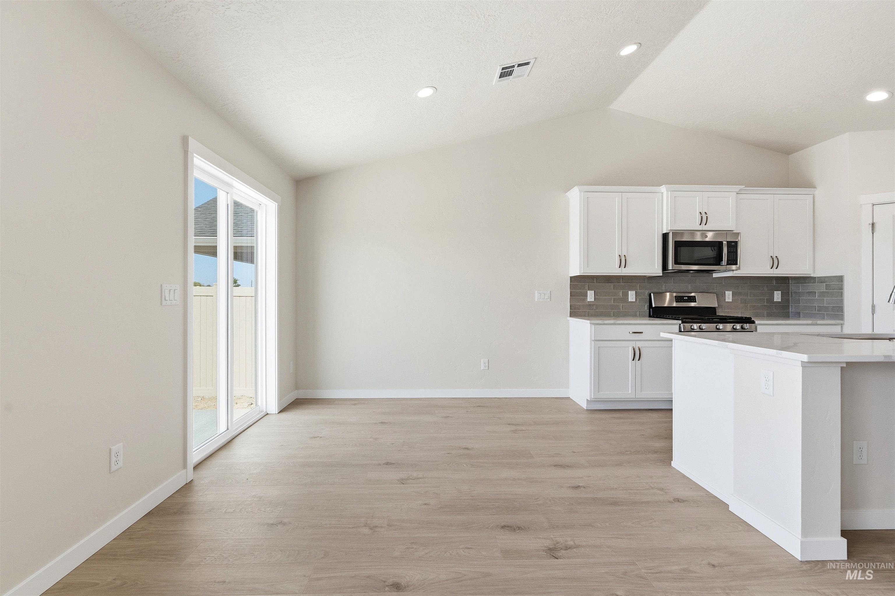 10147 Bellevue Ridge St, Nampa, Idaho 83687, 3 Bedrooms, 2 Bathrooms, Residential For Sale, Price $440,990, 98983748