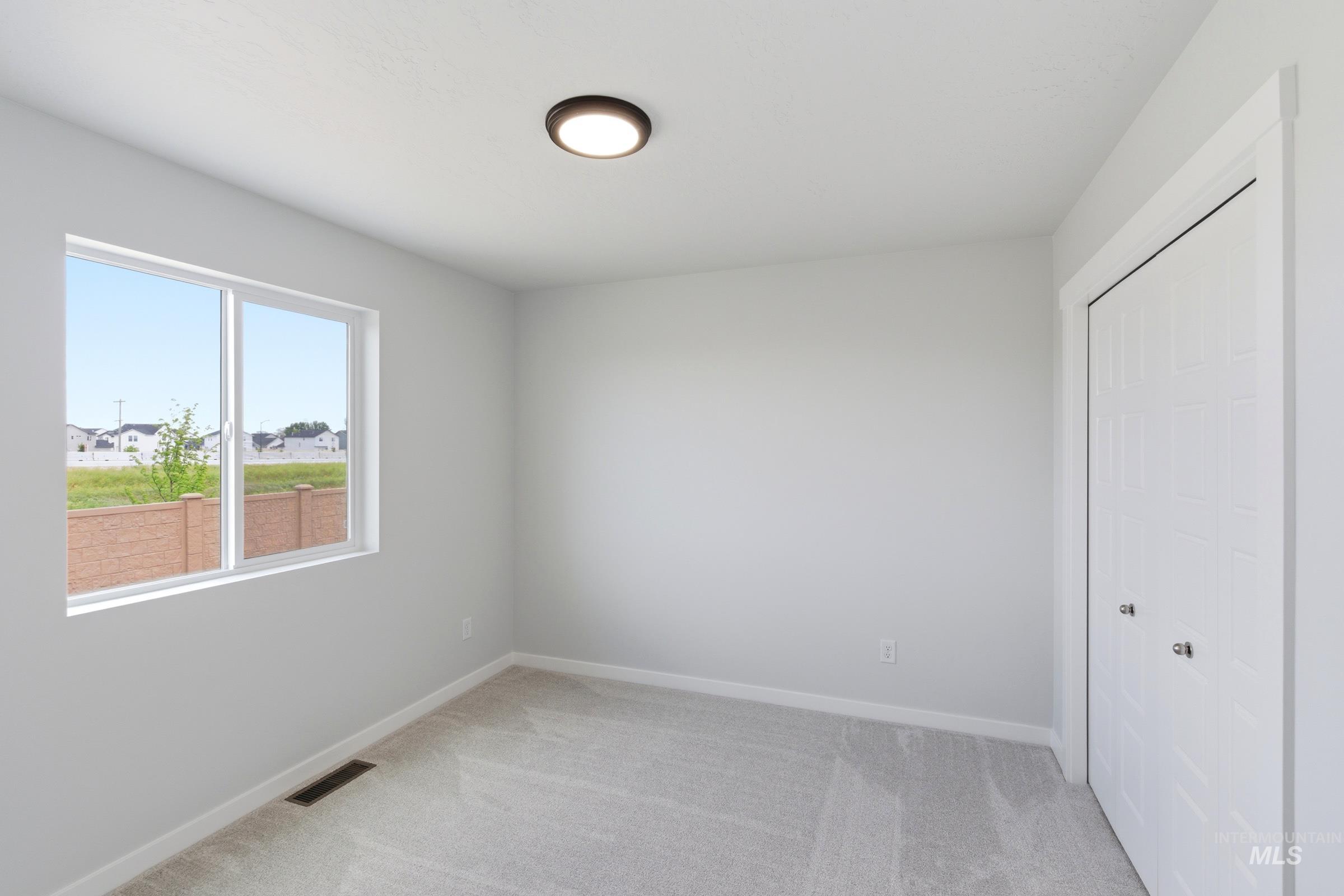 4372 N Alameda Creek Ave, Meridian, Idaho 83646, 3 Bedrooms, 2.5 Bathrooms, Residential For Sale, Price $475,990, 98983749