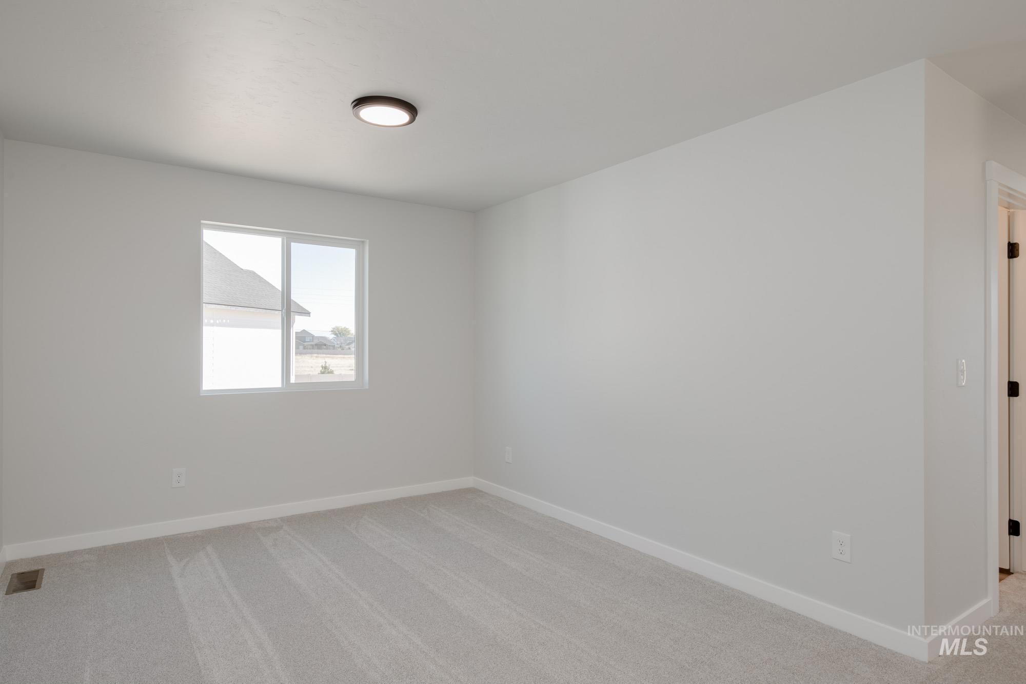 4372 N Alameda Creek Ave, Meridian, Idaho 83646, 3 Bedrooms, 2.5 Bathrooms, Residential For Sale, Price $475,990,MLS 98983749