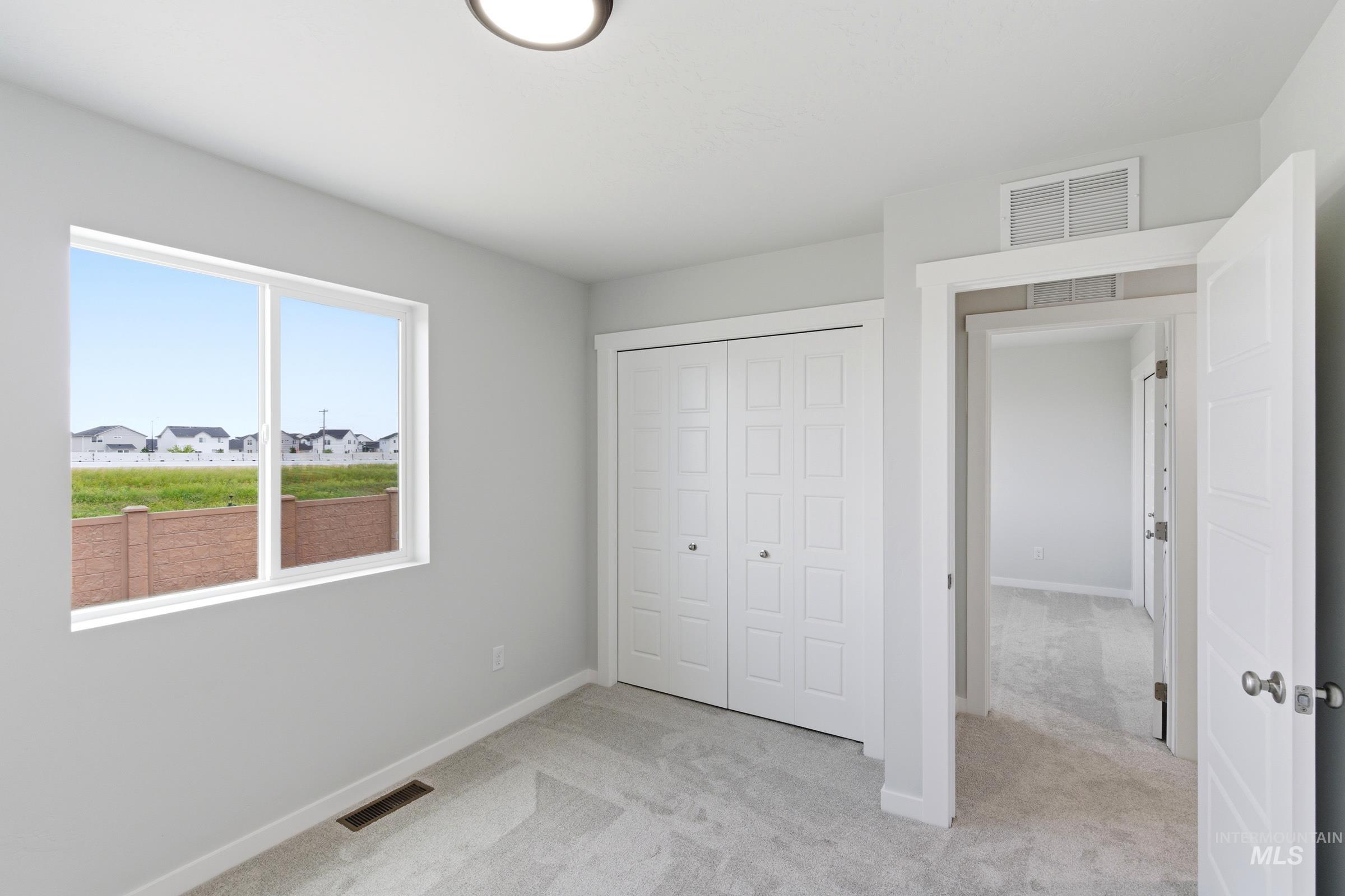 4372 N Alameda Creek Ave, Meridian, Idaho 83646, 3 Bedrooms, 2.5 Bathrooms, Residential For Sale, Price $475,990, 98983749