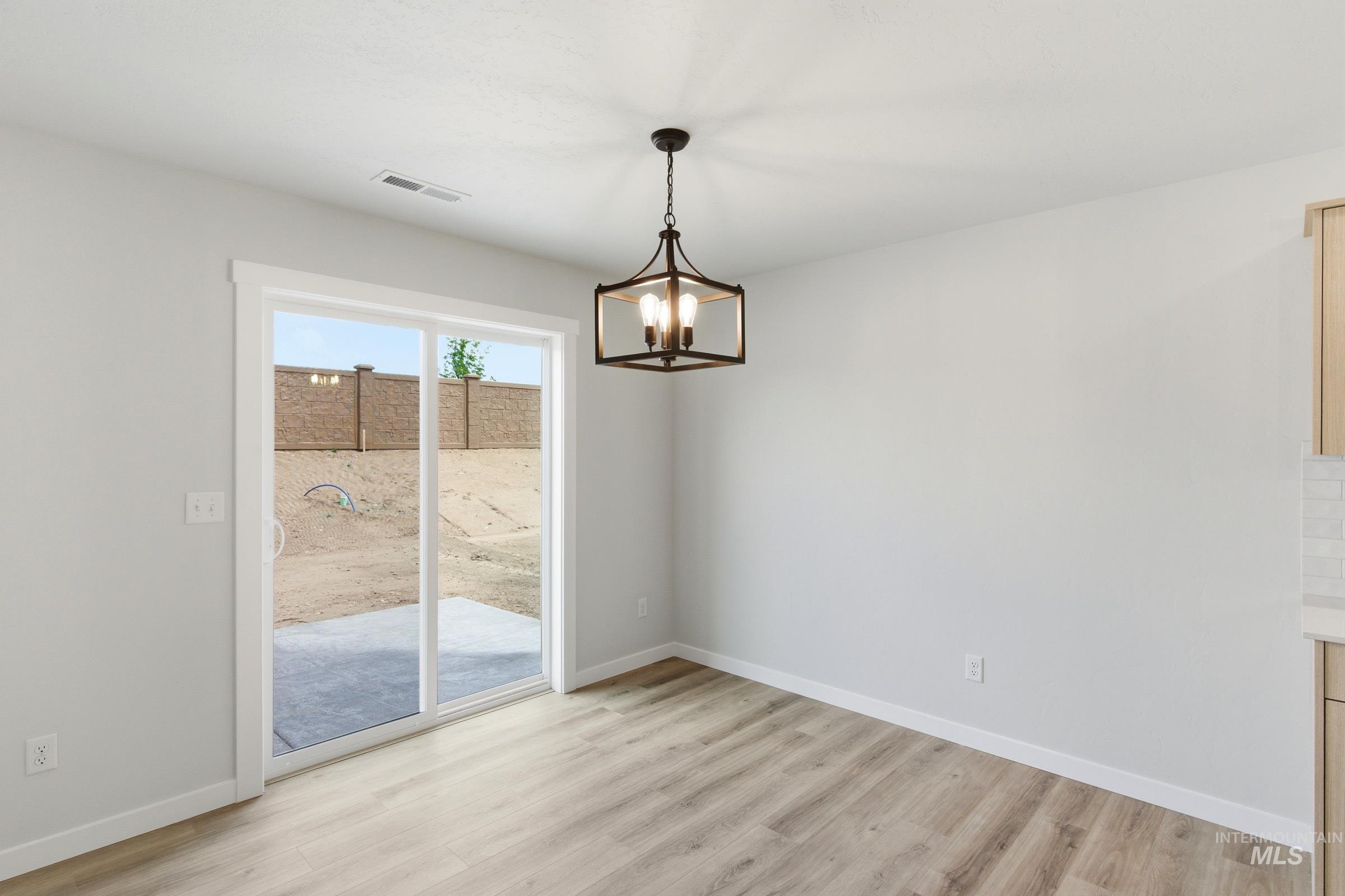 4372 N Alameda Creek Ave, Meridian, Idaho 83646, 3 Bedrooms, 2.5 Bathrooms, Residential For Sale, Price $475,990, 98983749