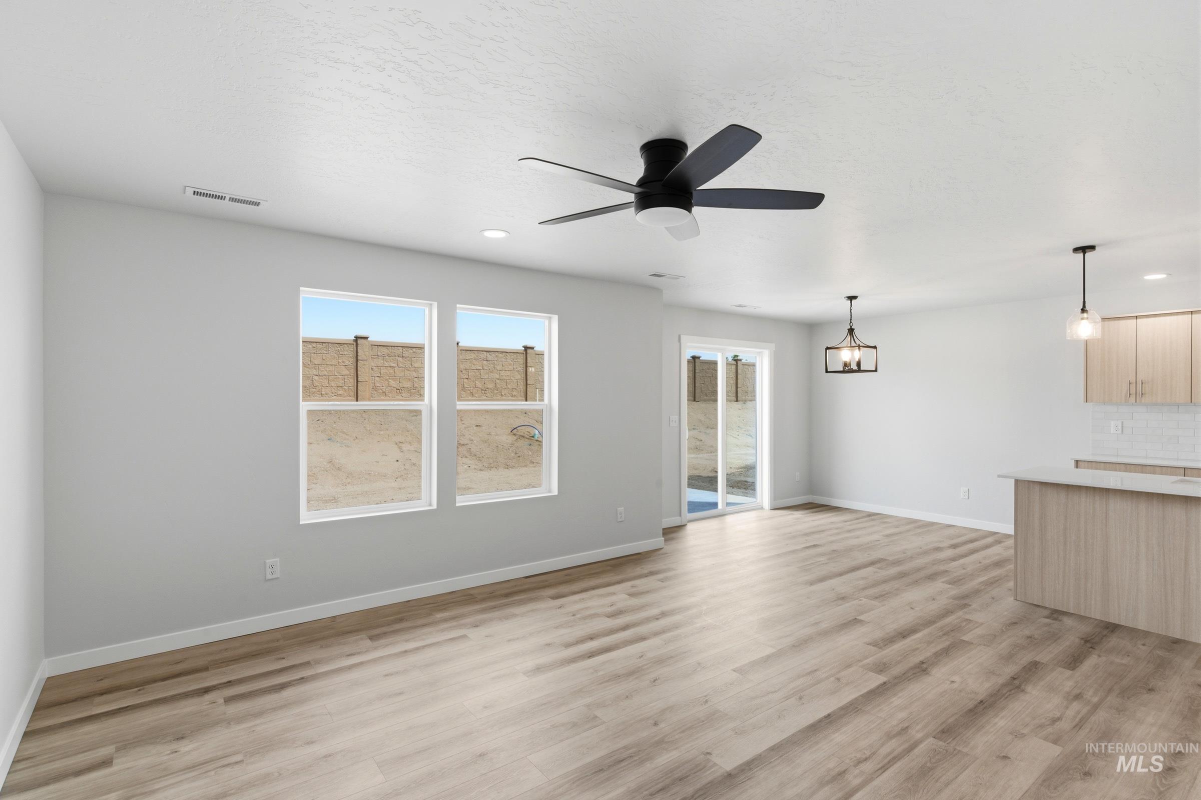 4372 N Alameda Creek Ave, Meridian, Idaho 83646, 3 Bedrooms, 2.5 Bathrooms, Residential For Sale, Price $475,990, 98983749