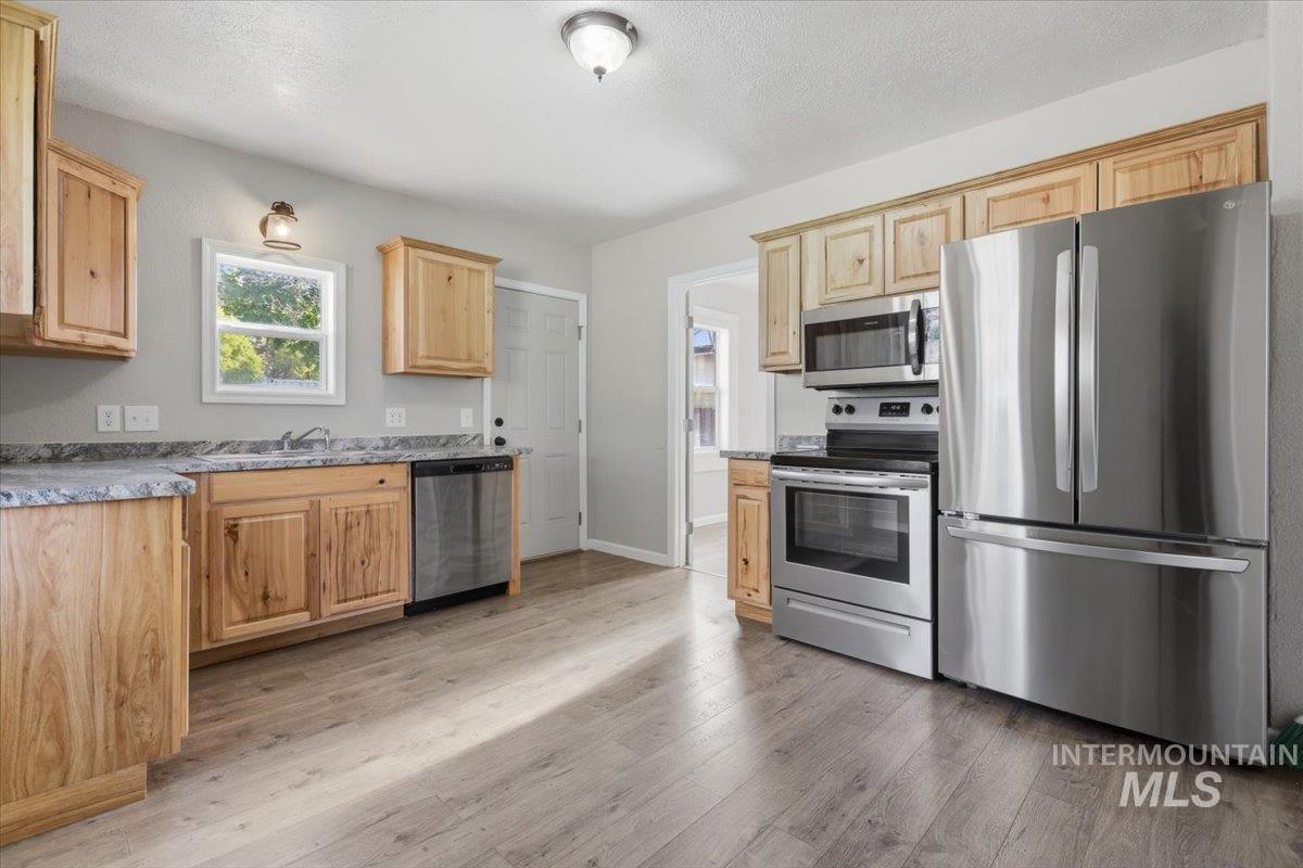 284 Fargo Avenue, Notus, Idaho 83656-7709, 2 Bedrooms, 1 Bathroom, Residential For Sale, Price $269,900,MLS 98983751