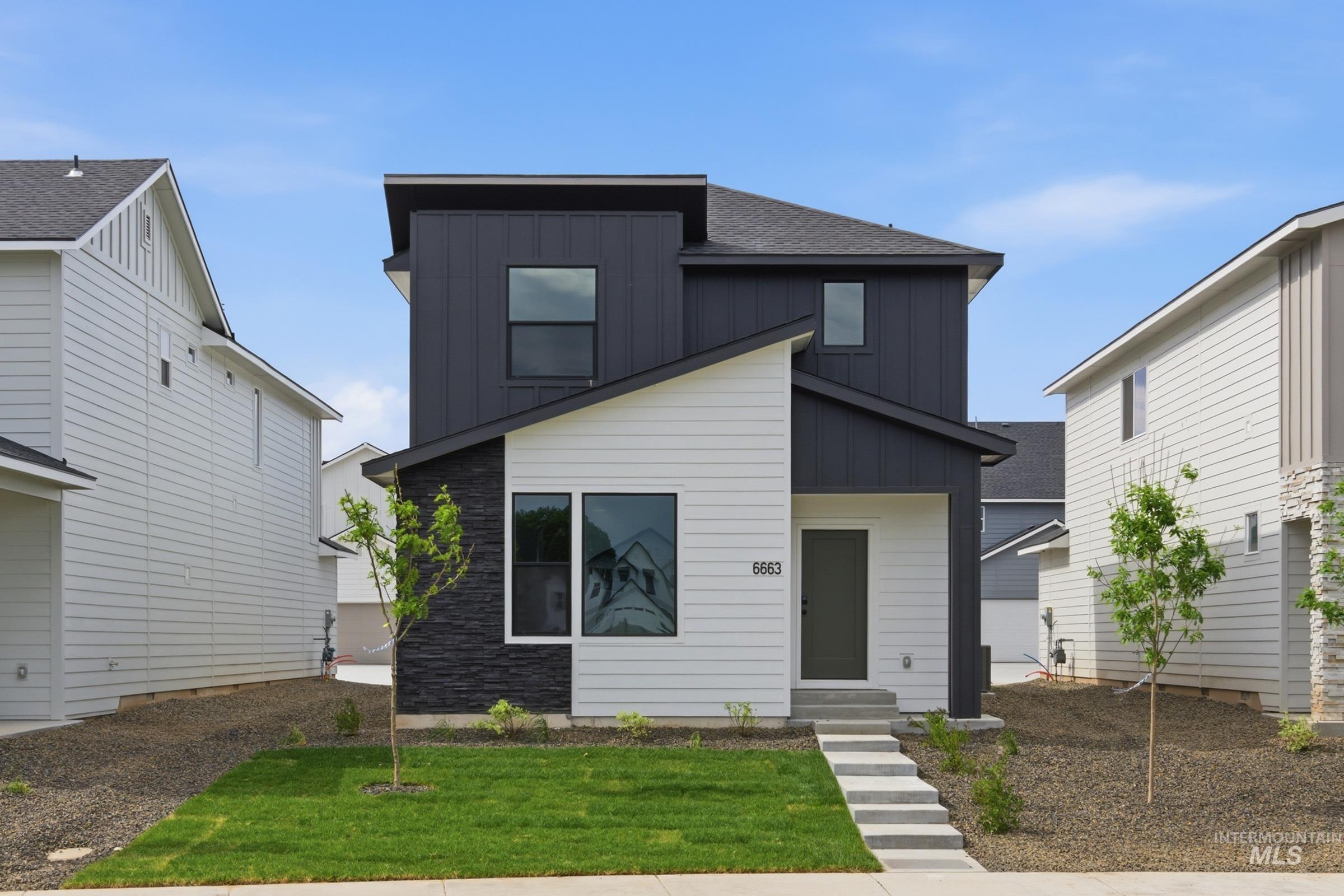 6663 W Fairy Falls Dr, Meridian, Idaho 83646, 3 Bedrooms, 2.5 Bathrooms, Residential For Sale, Price $440,990, 98983752