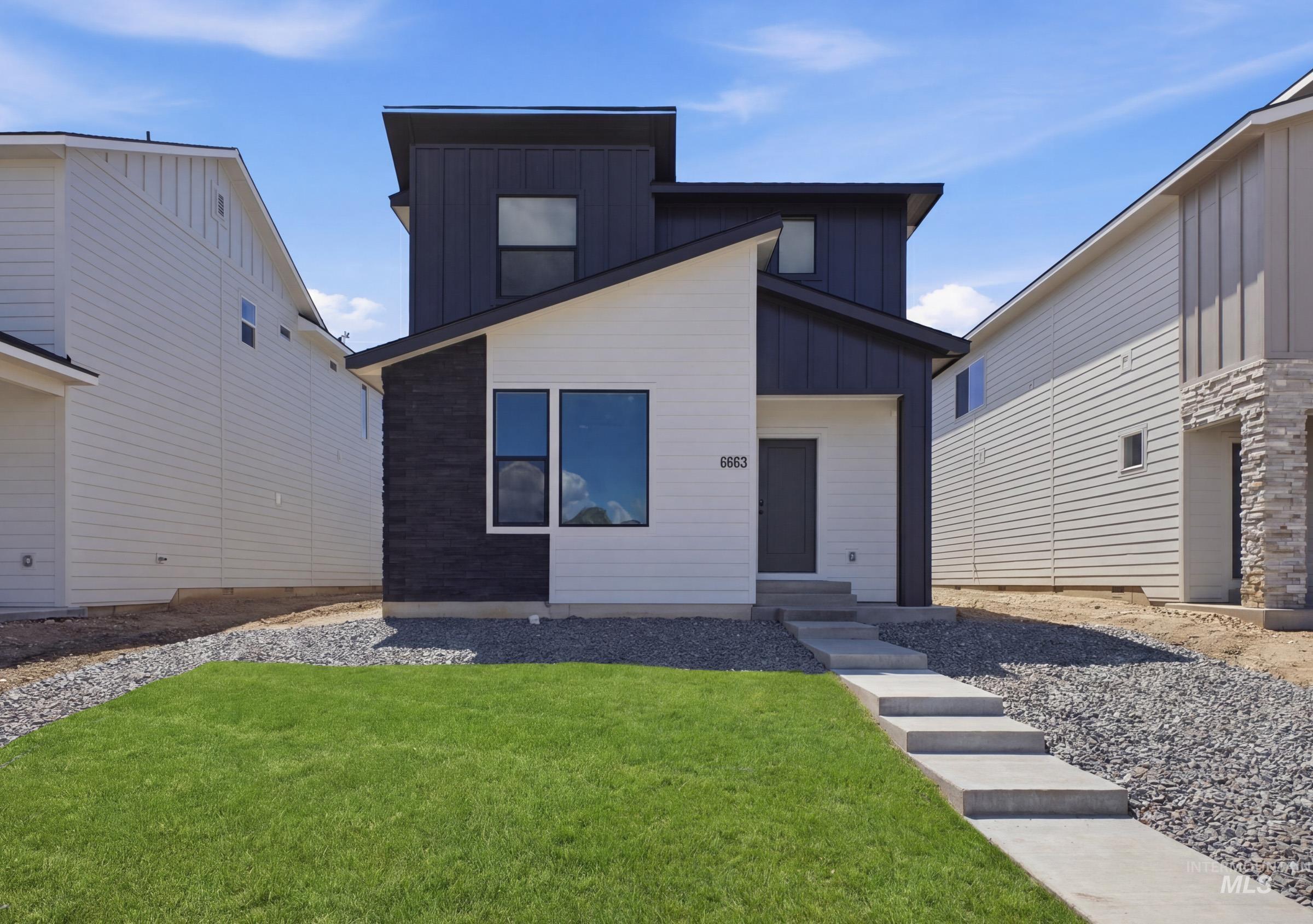 6663 W Fairy Falls Dr, Meridian, Idaho 83646, 3 Bedrooms, 2.5 Bathrooms, Residential For Sale, Price $440,990,MLS 98983752
