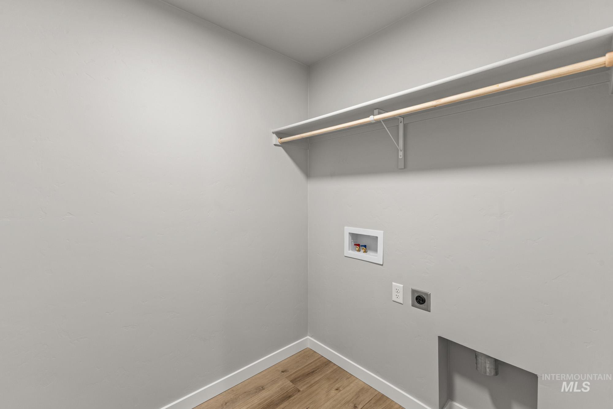 6663 W Fairy Falls Dr, Meridian, Idaho 83646, 3 Bedrooms, 2.5 Bathrooms, Residential For Sale, Price $440,990, 98983752