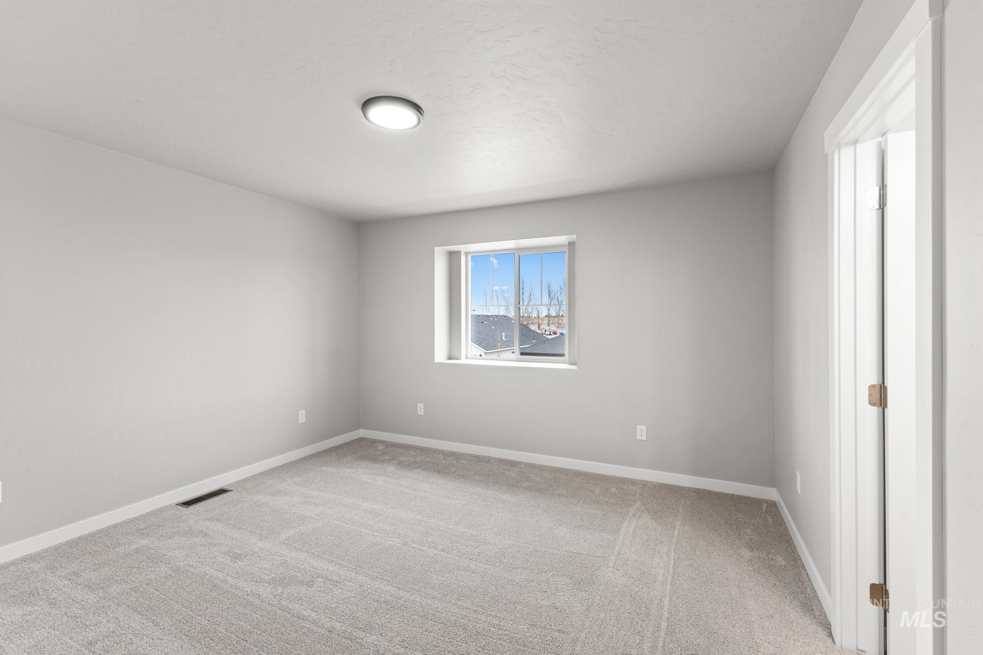 6663 W Fairy Falls Dr, Meridian, Idaho 83646, 3 Bedrooms, 2.5 Bathrooms, Residential For Sale, Price $440,990, 98983752