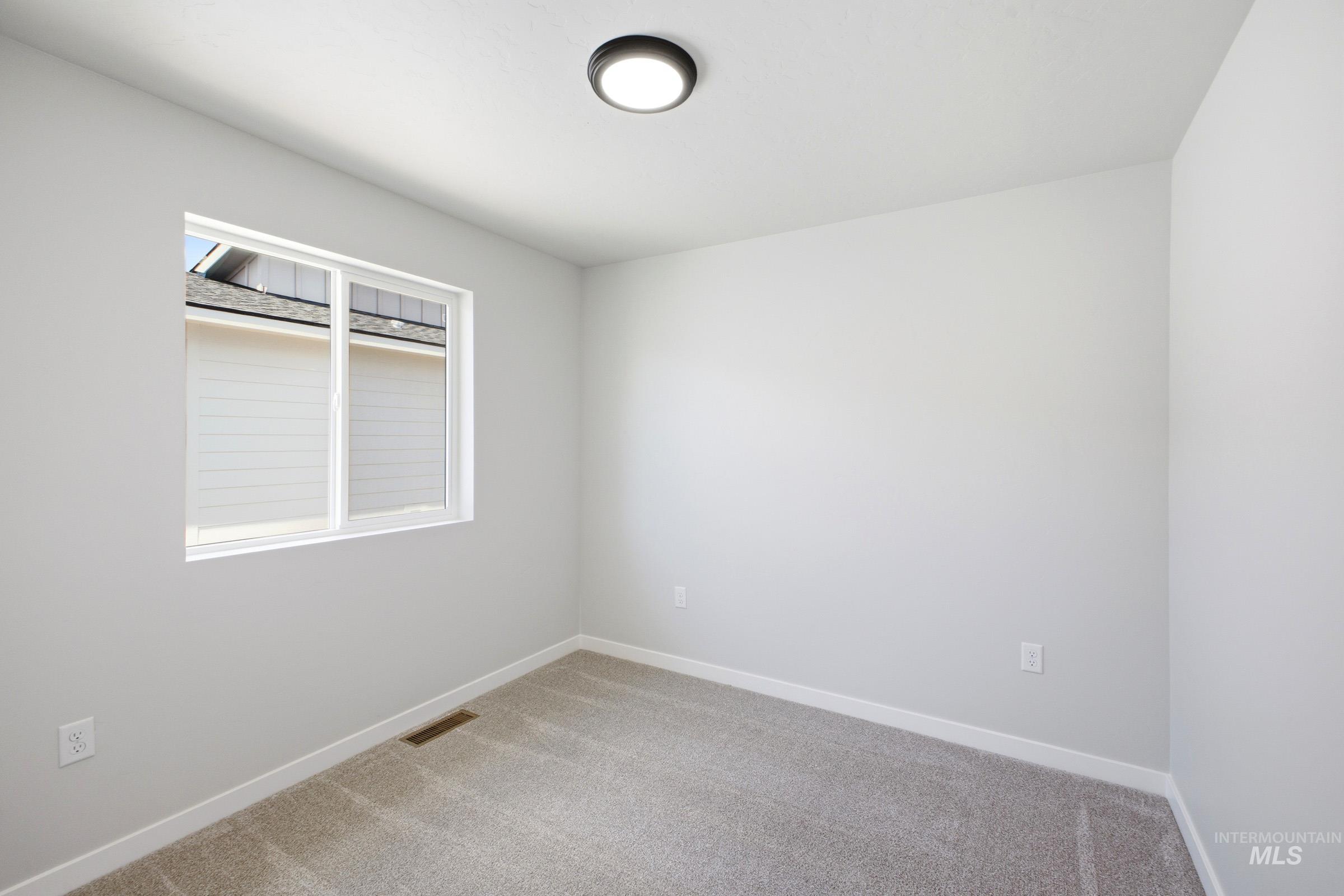 6663 W Fairy Falls Dr, Meridian, Idaho 83646, 3 Bedrooms, 2.5 Bathrooms, Residential For Sale, Price $440,990,MLS 98983752