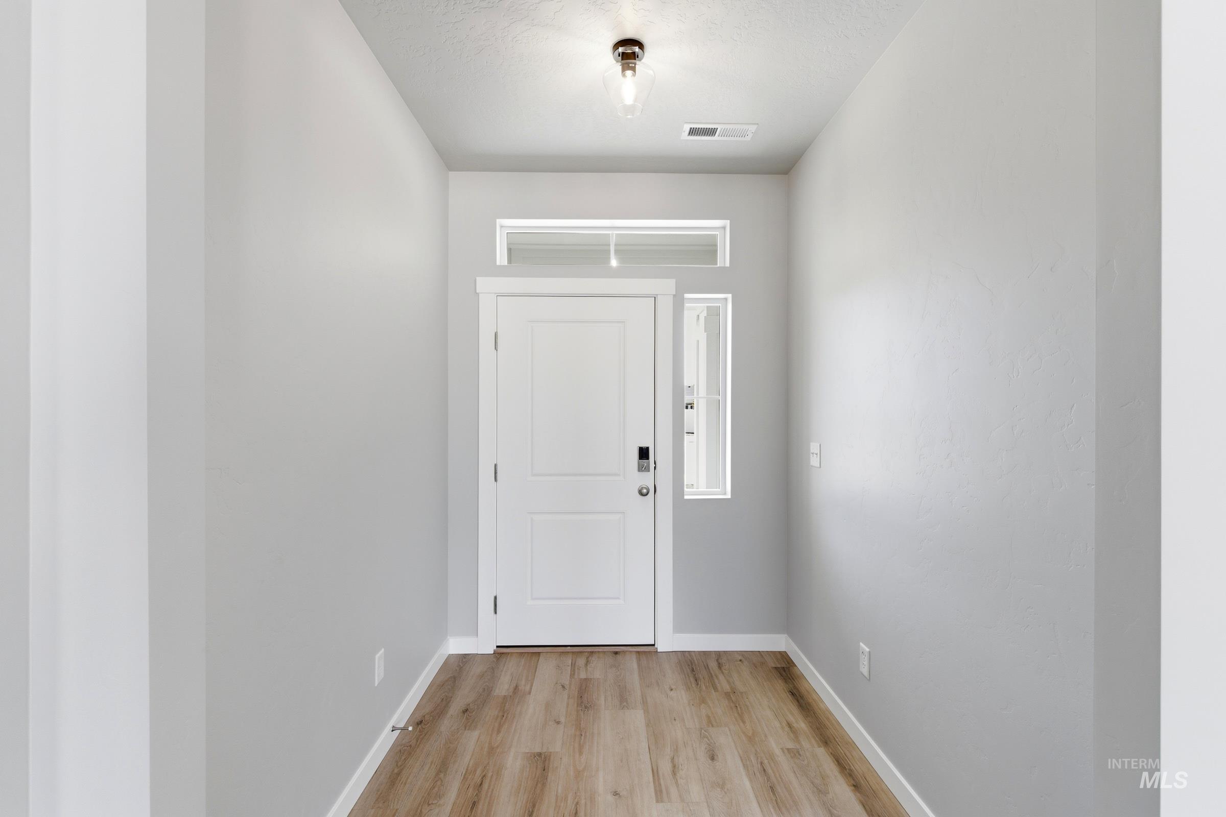 8215 E Cool River Lp, Nampa, Idaho 83687, 4 Bedrooms, 2 Bathrooms, Residential For Sale, Price $449,990,MLS 98983753