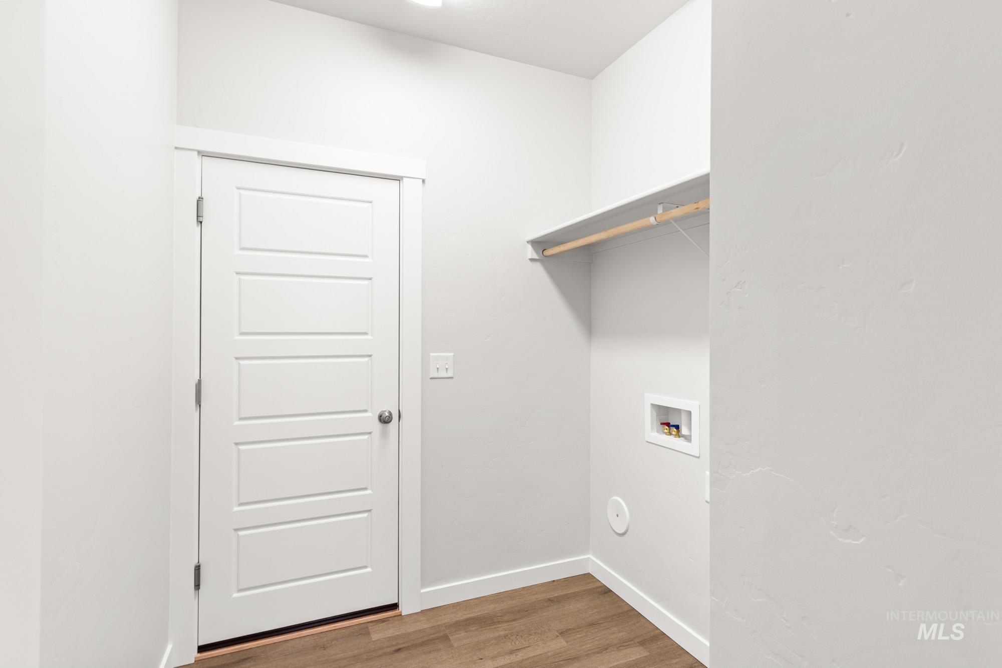 8215 E Cool River Lp, Nampa, Idaho 83687, 4 Bedrooms, 2 Bathrooms, Residential For Sale, Price $449,990, 98983753