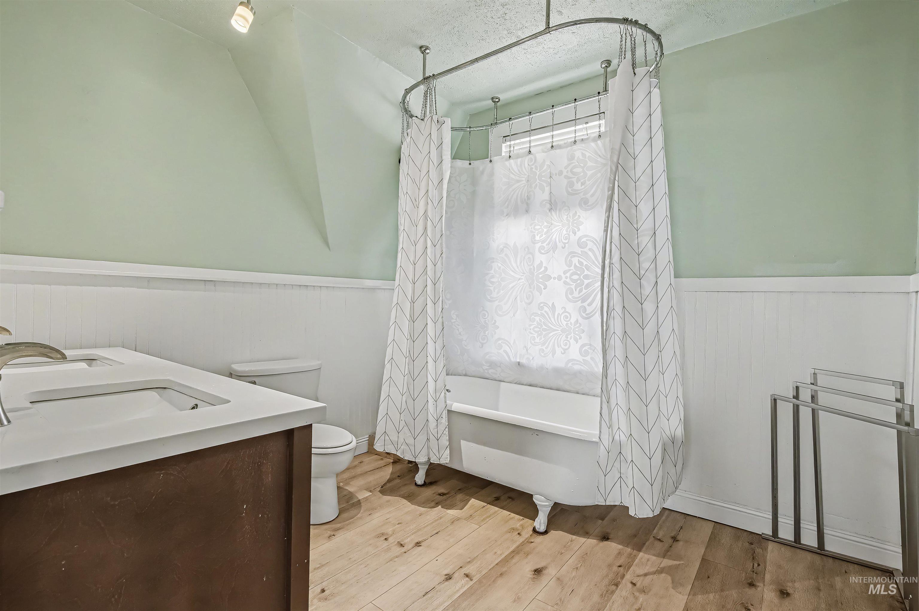 315 S 7th Ave S, Nampa, Idaho 83651, 5 Bedrooms, 1.5 Bathrooms, Residential For Sale, Price $524,900, 98983754