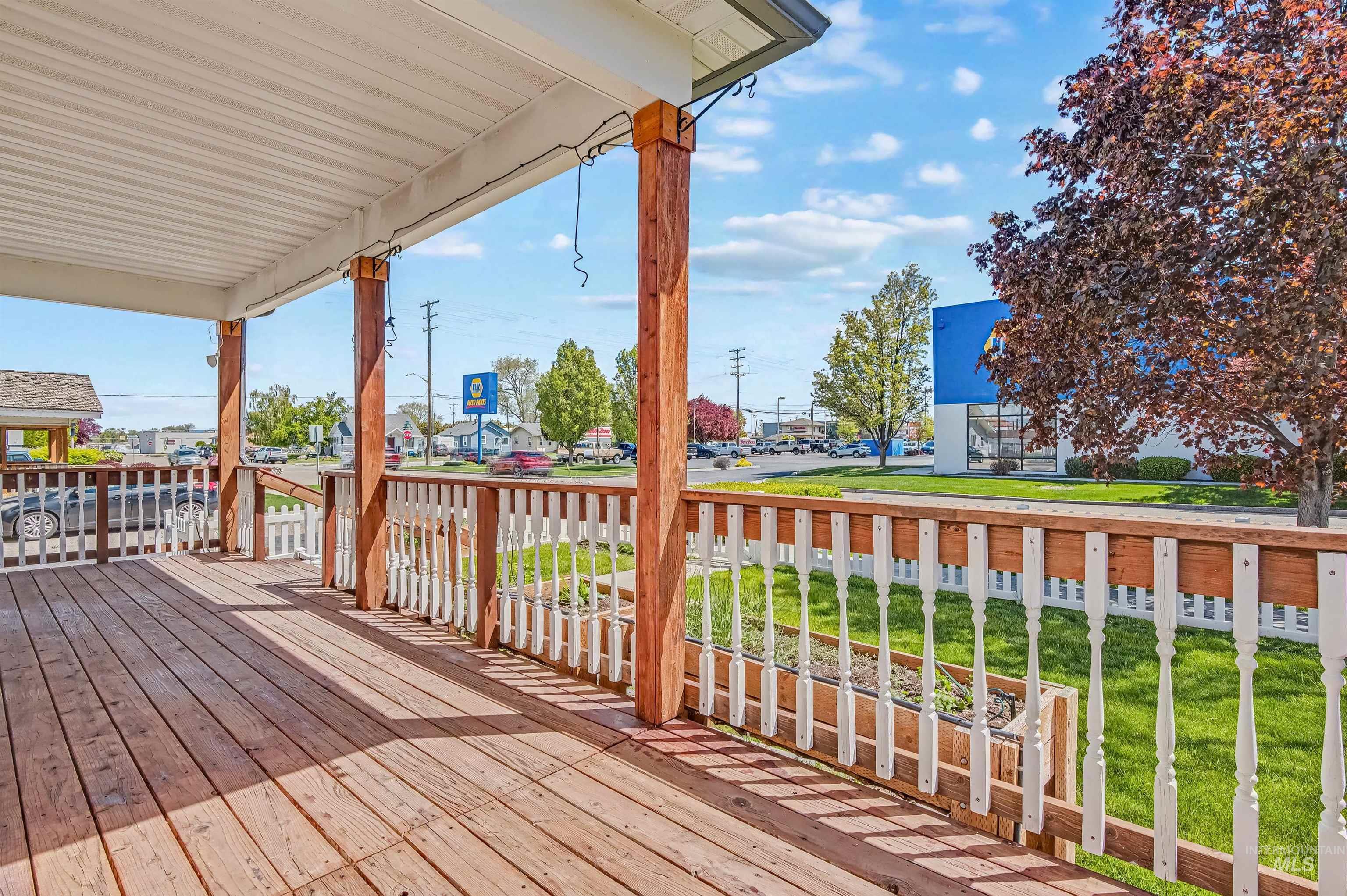 315 S 7th Ave S, Nampa, Idaho 83651, 5 Bedrooms, 1.5 Bathrooms, Residential For Sale, Price $524,900, 98983754